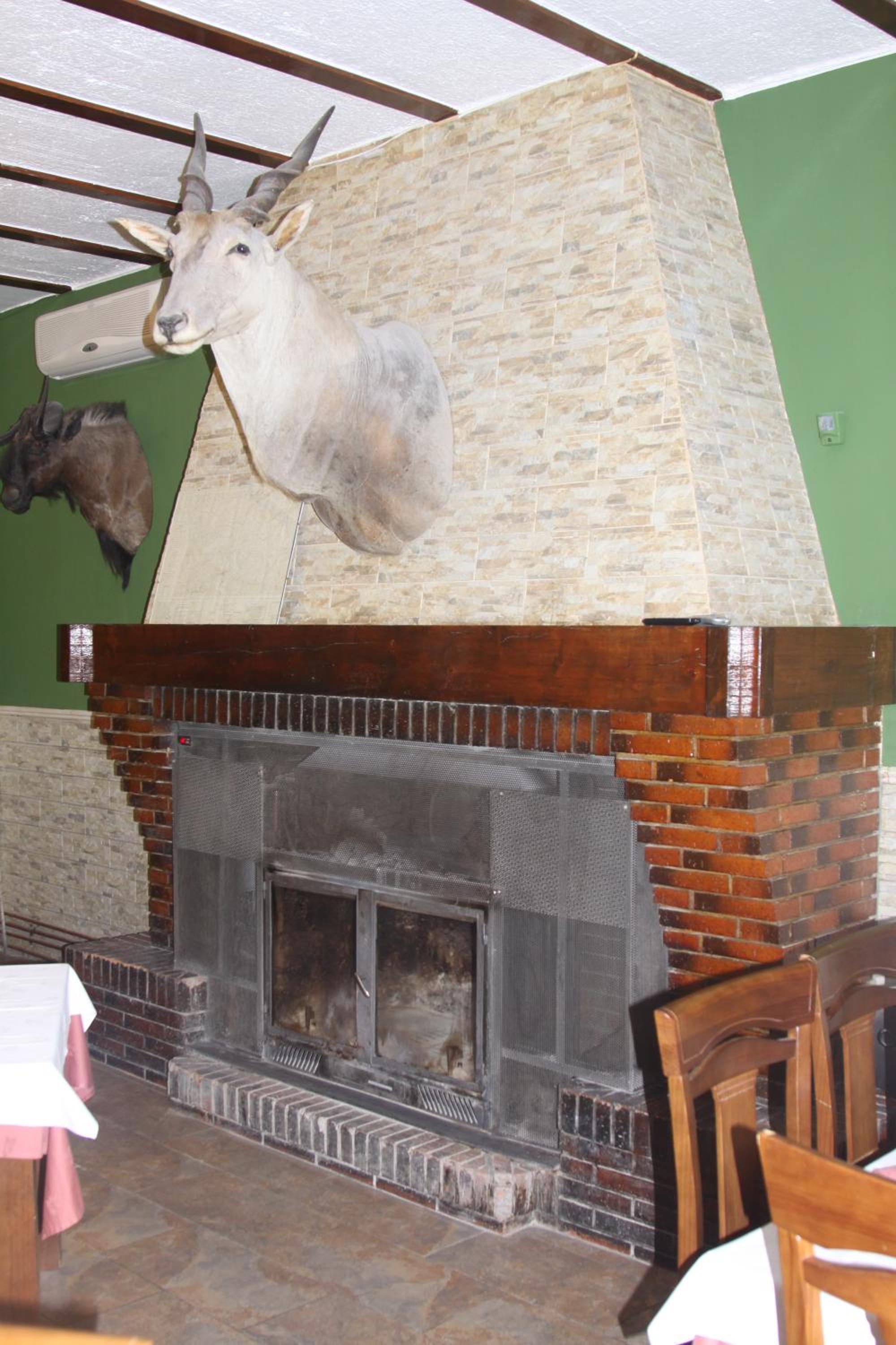 Hostal La Zarza