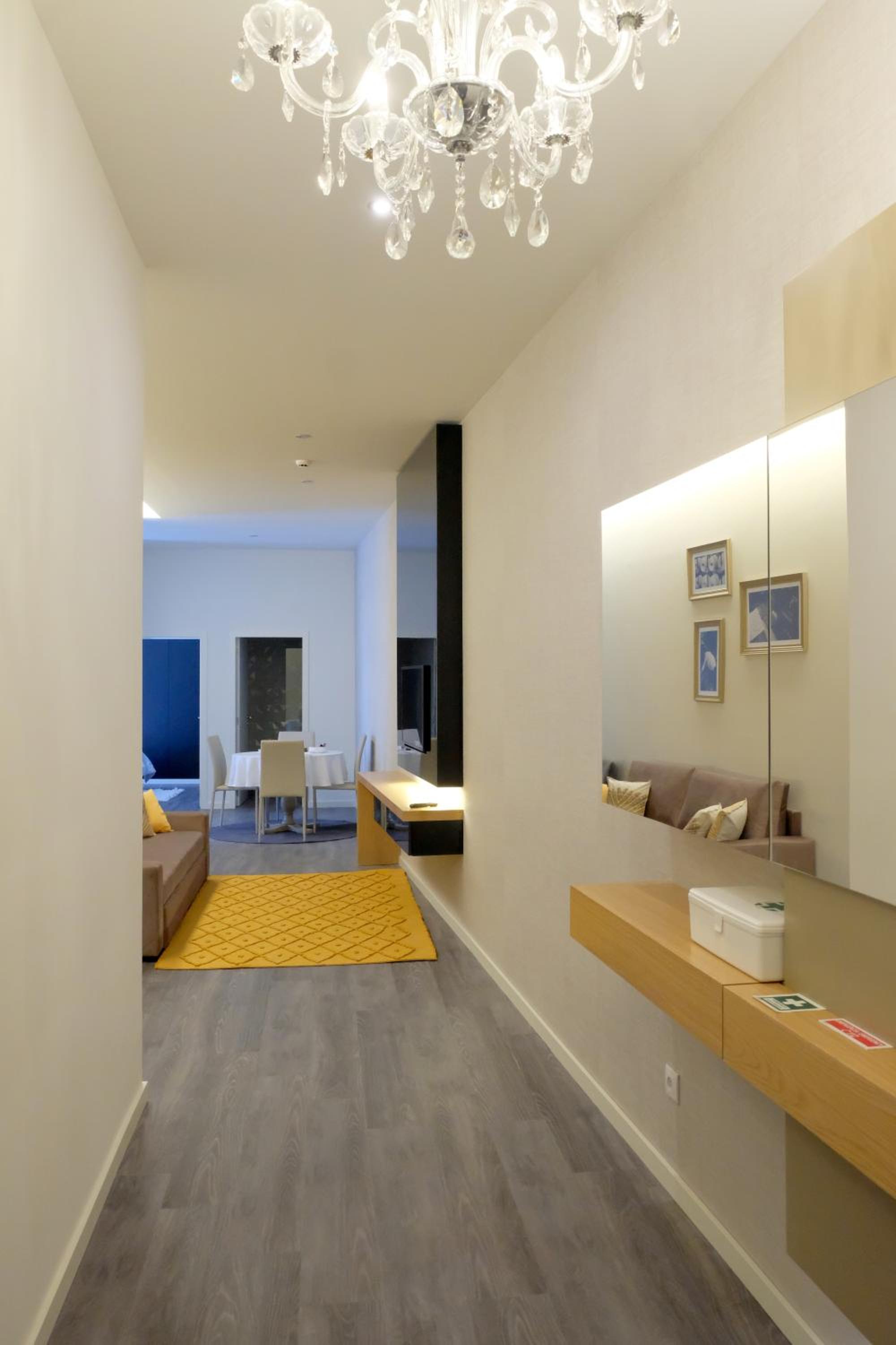 LETHESHOME Apartments