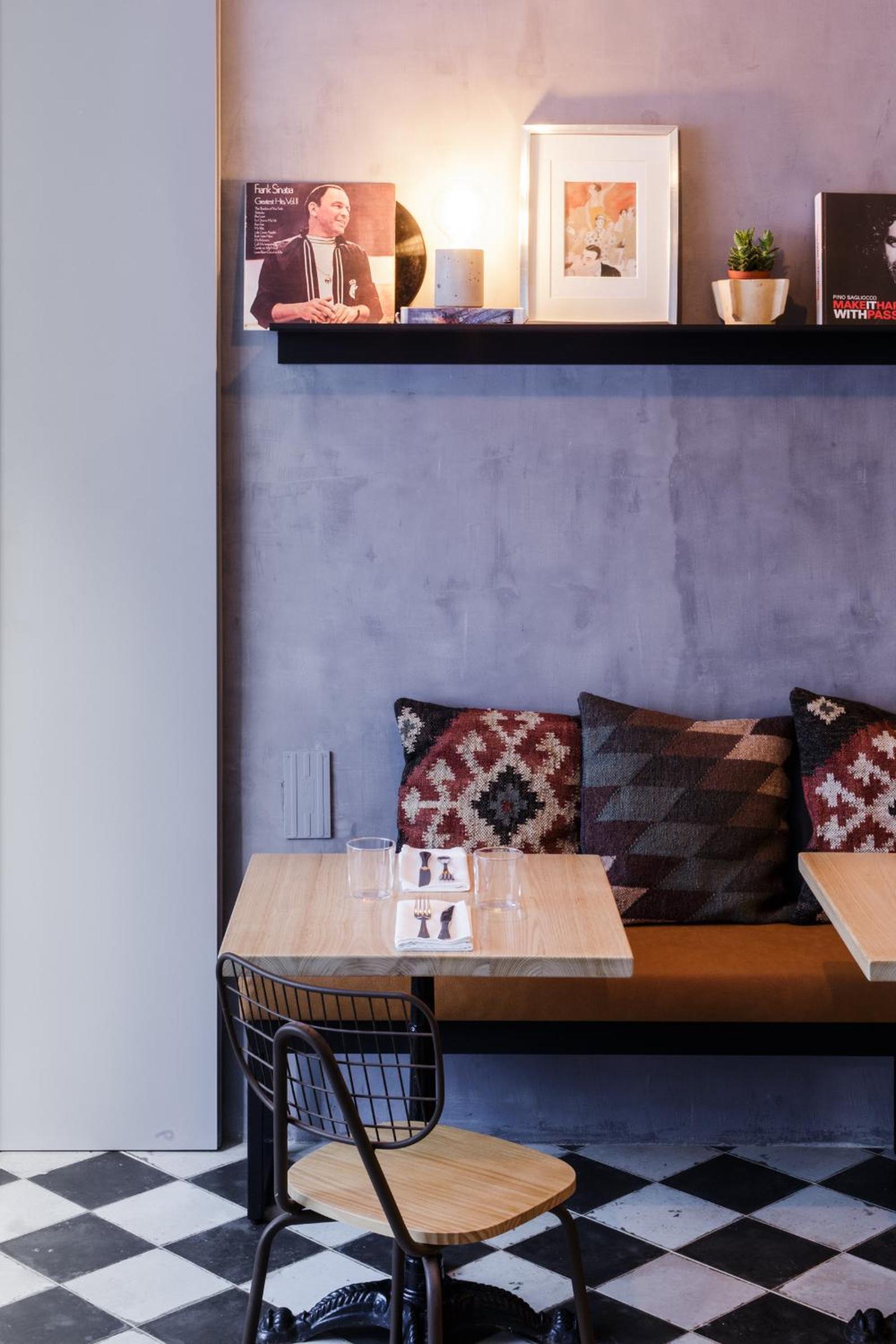 Dear Lisbon - Gallery House
