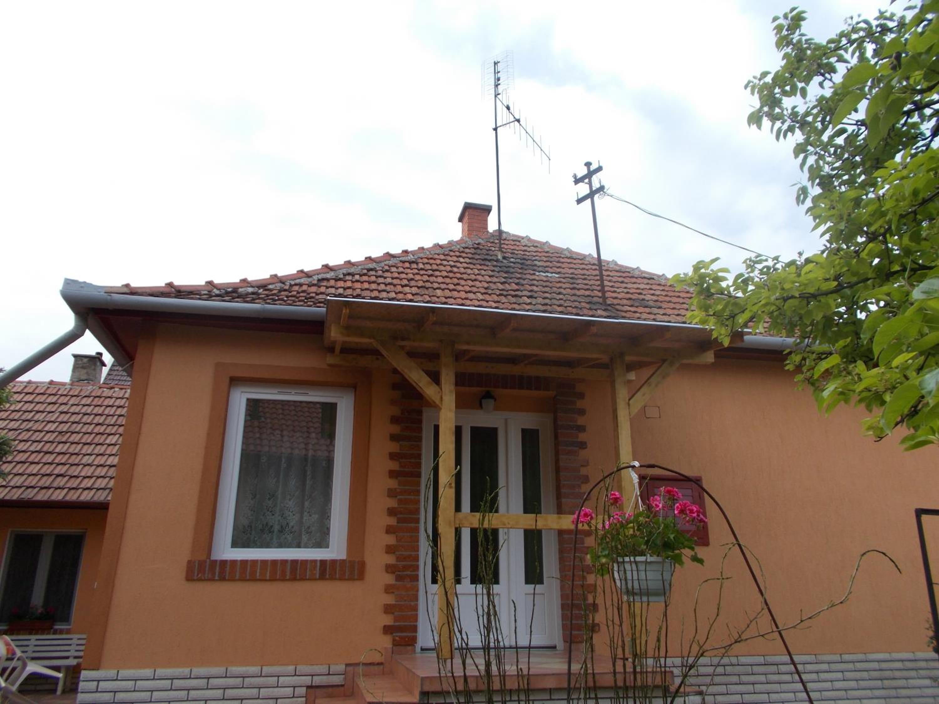 Marcsi Apartman view 5
