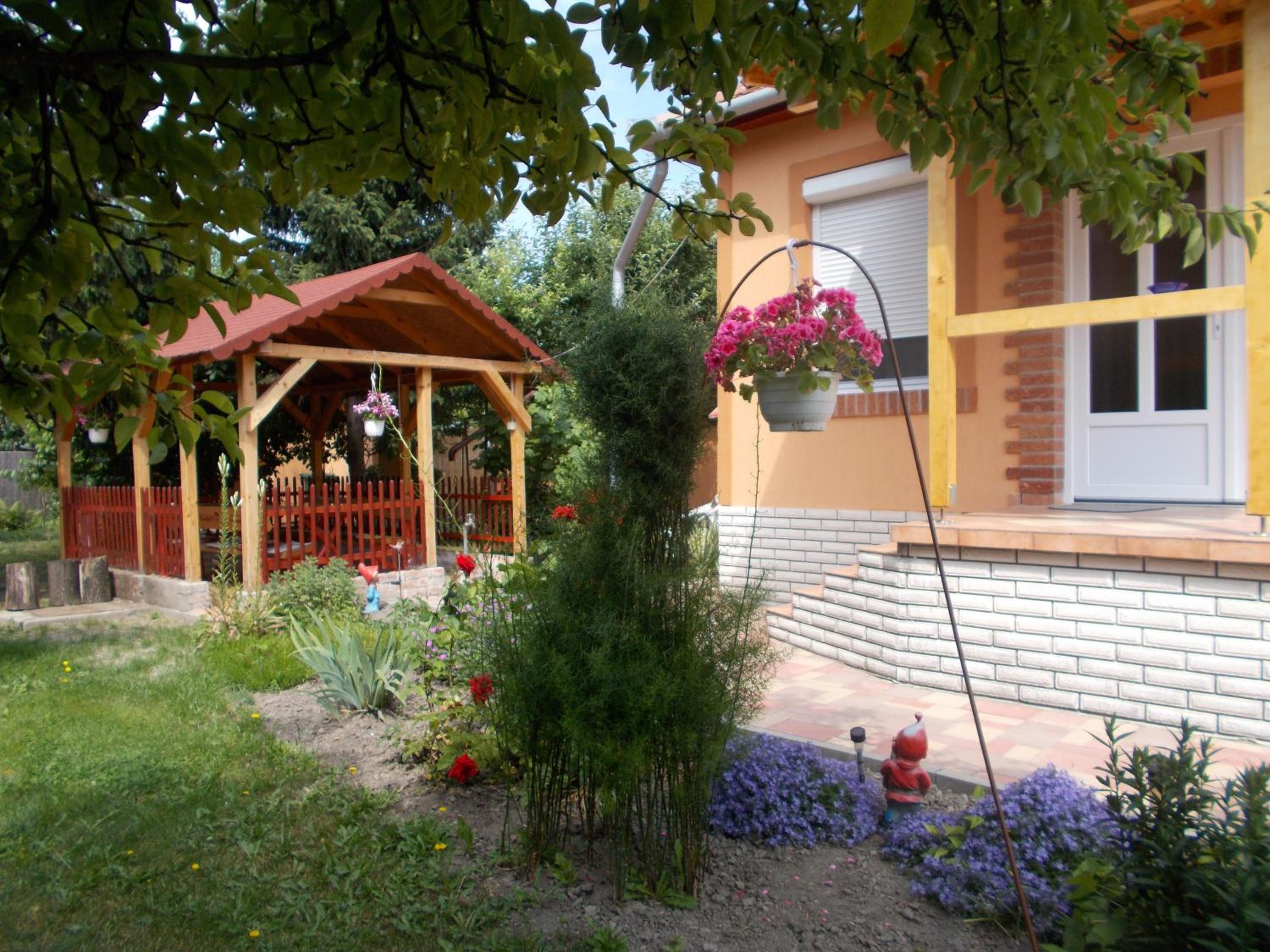 Marcsi Apartman view 3