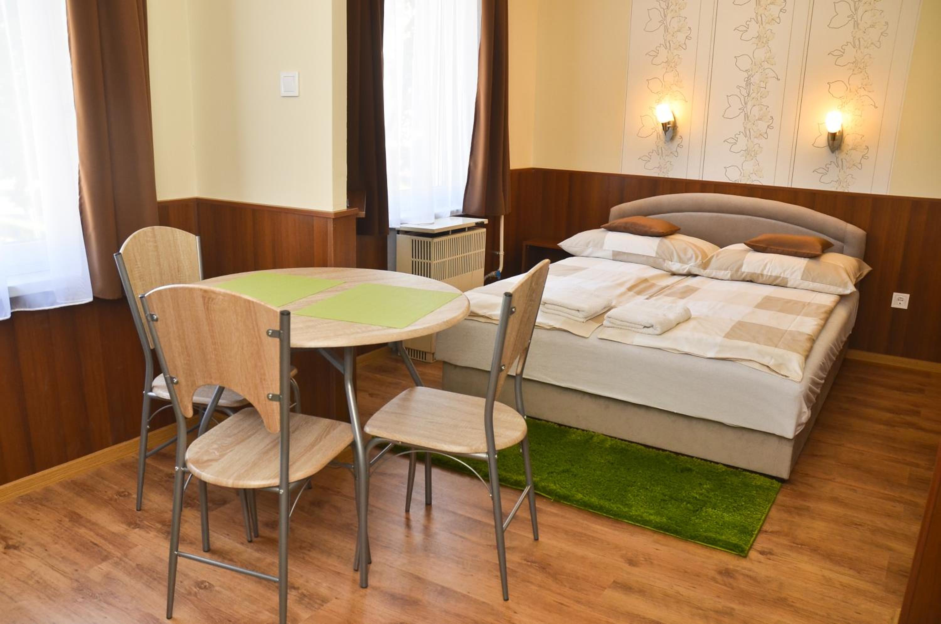 Média Apartmanház