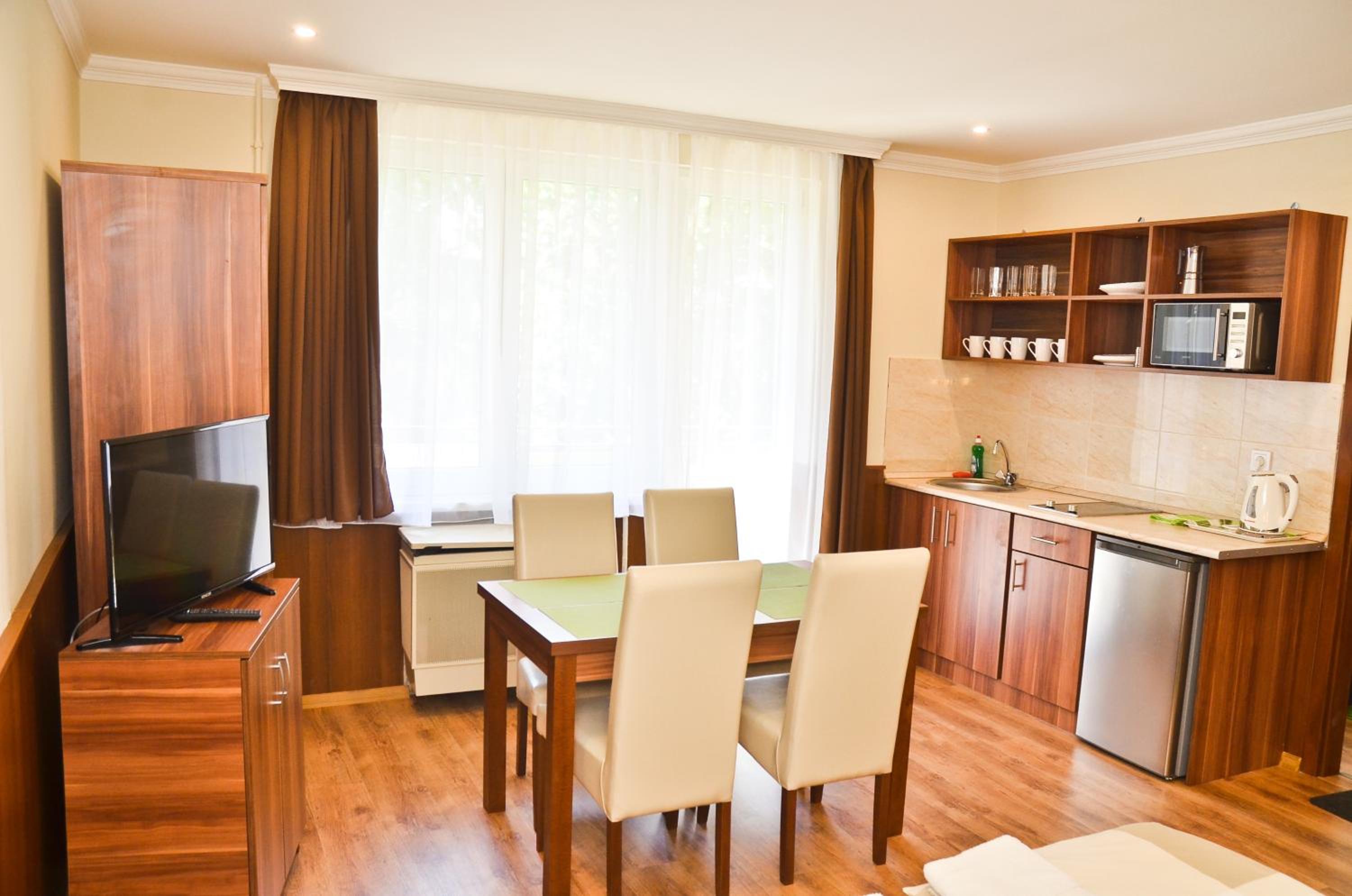 Média Apartmanház