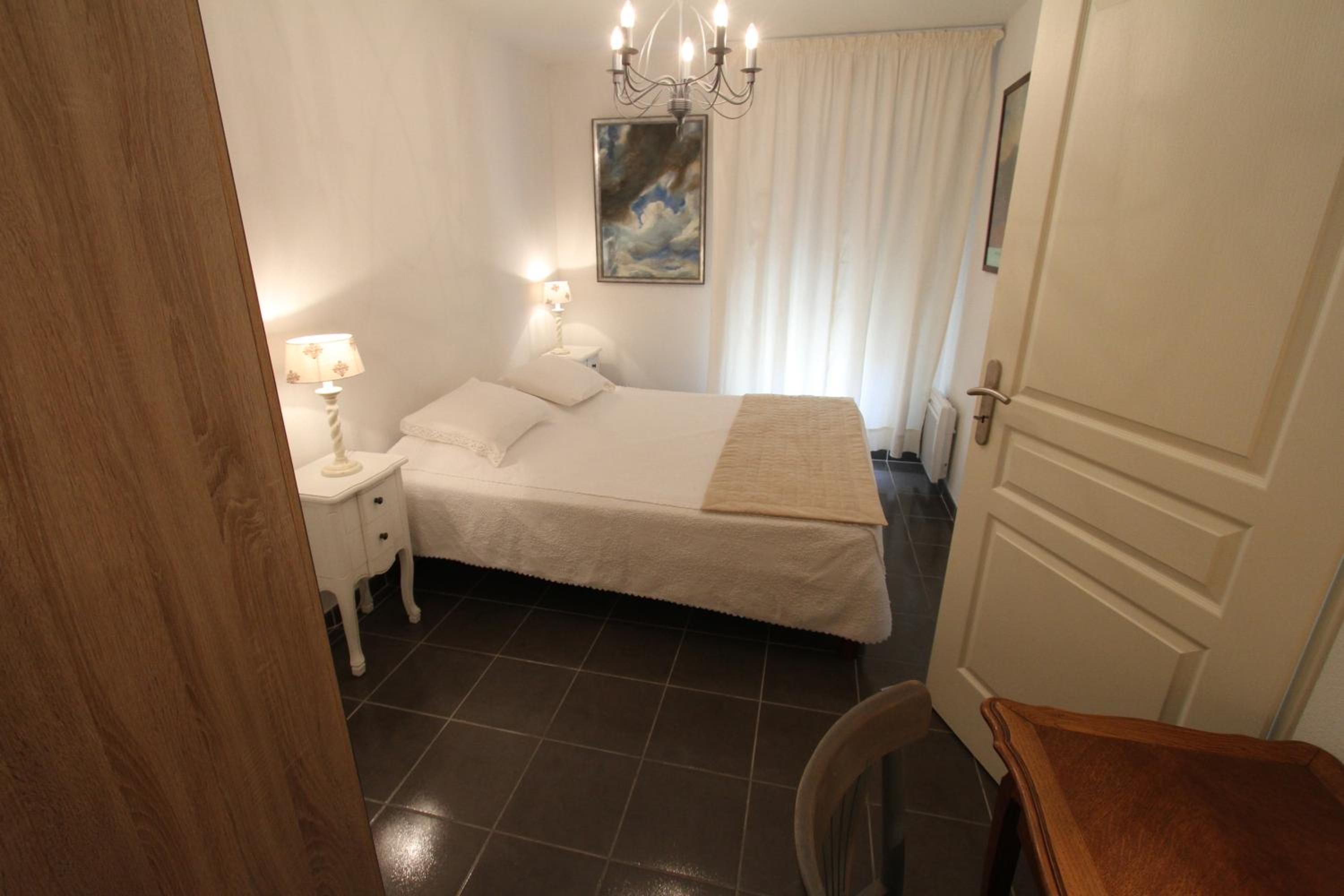 Alpilles Villa Serena view 4