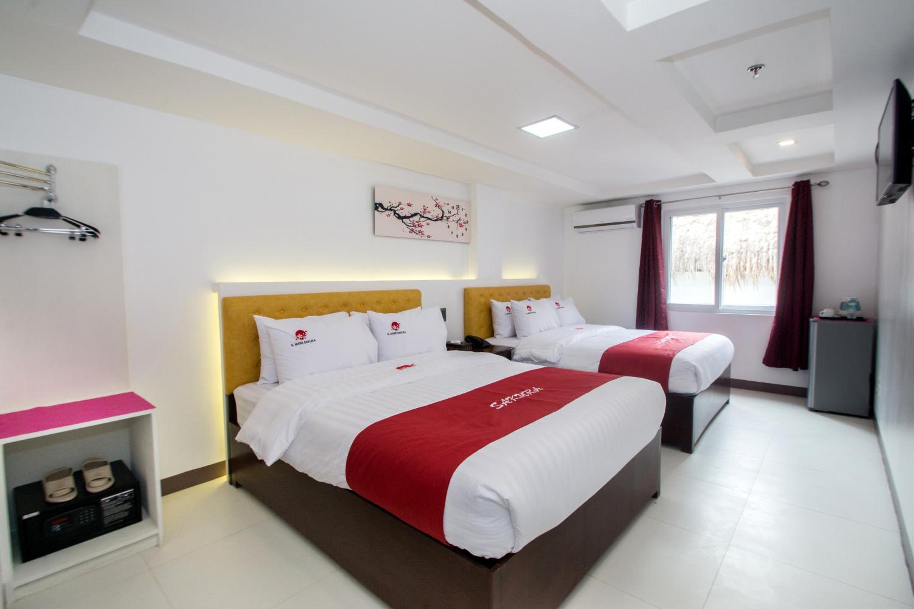 IL Mare Sakura Resort Boracay