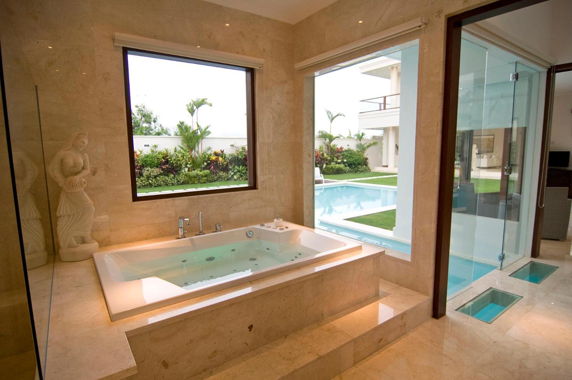 Villa Istana Putih by Maheswara view 5