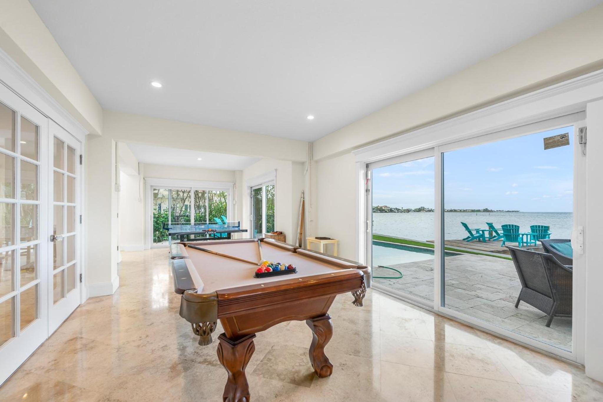 Bayfront Paradise -AMIL