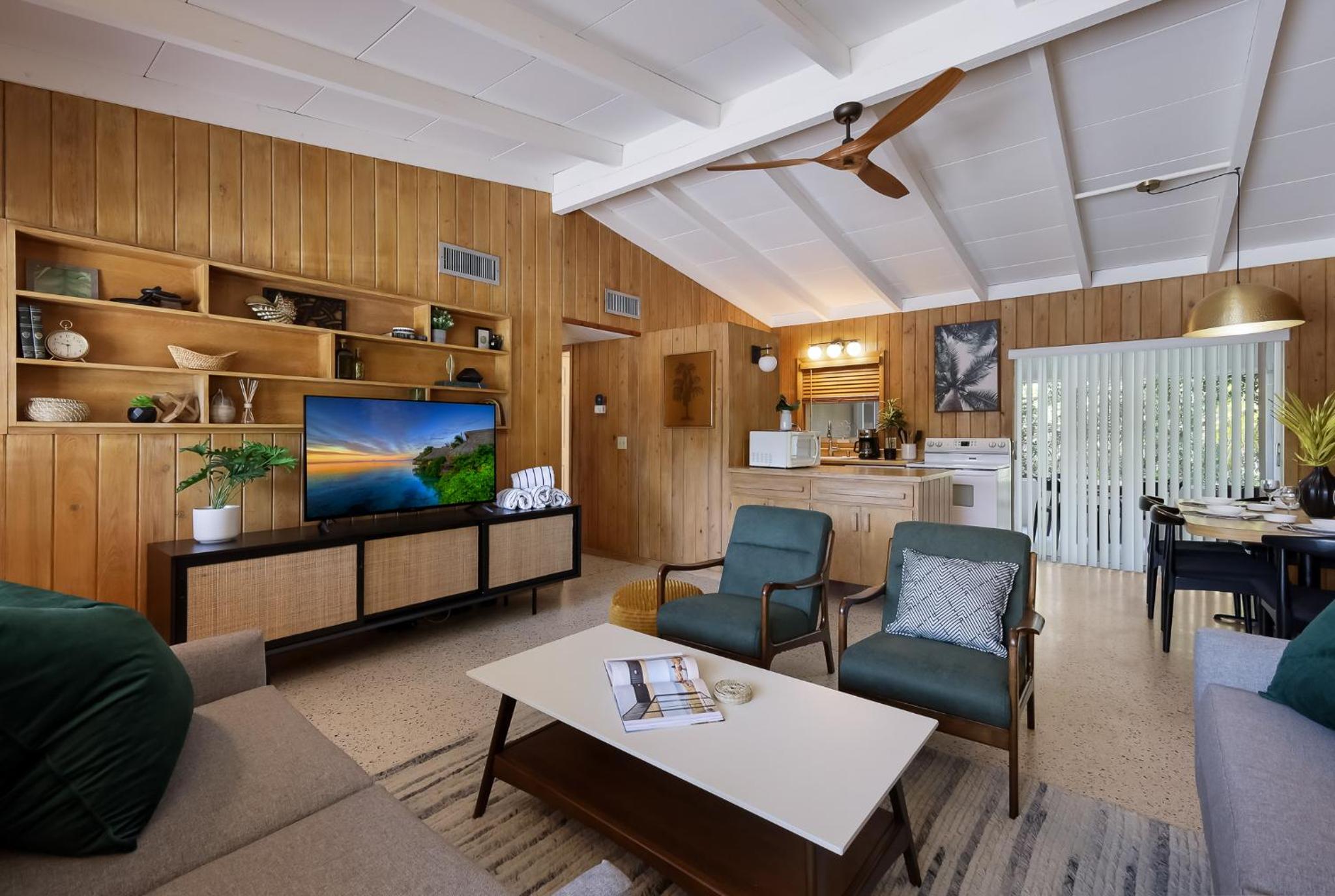 Bos Beach Bungalow