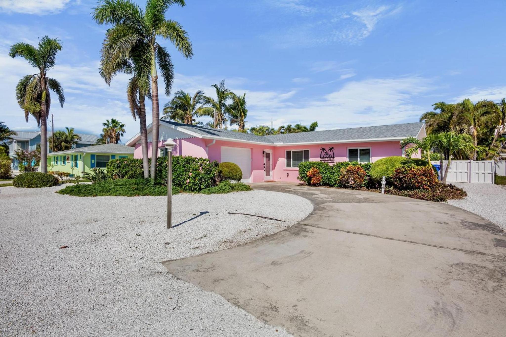 Pink Palm Bungalow