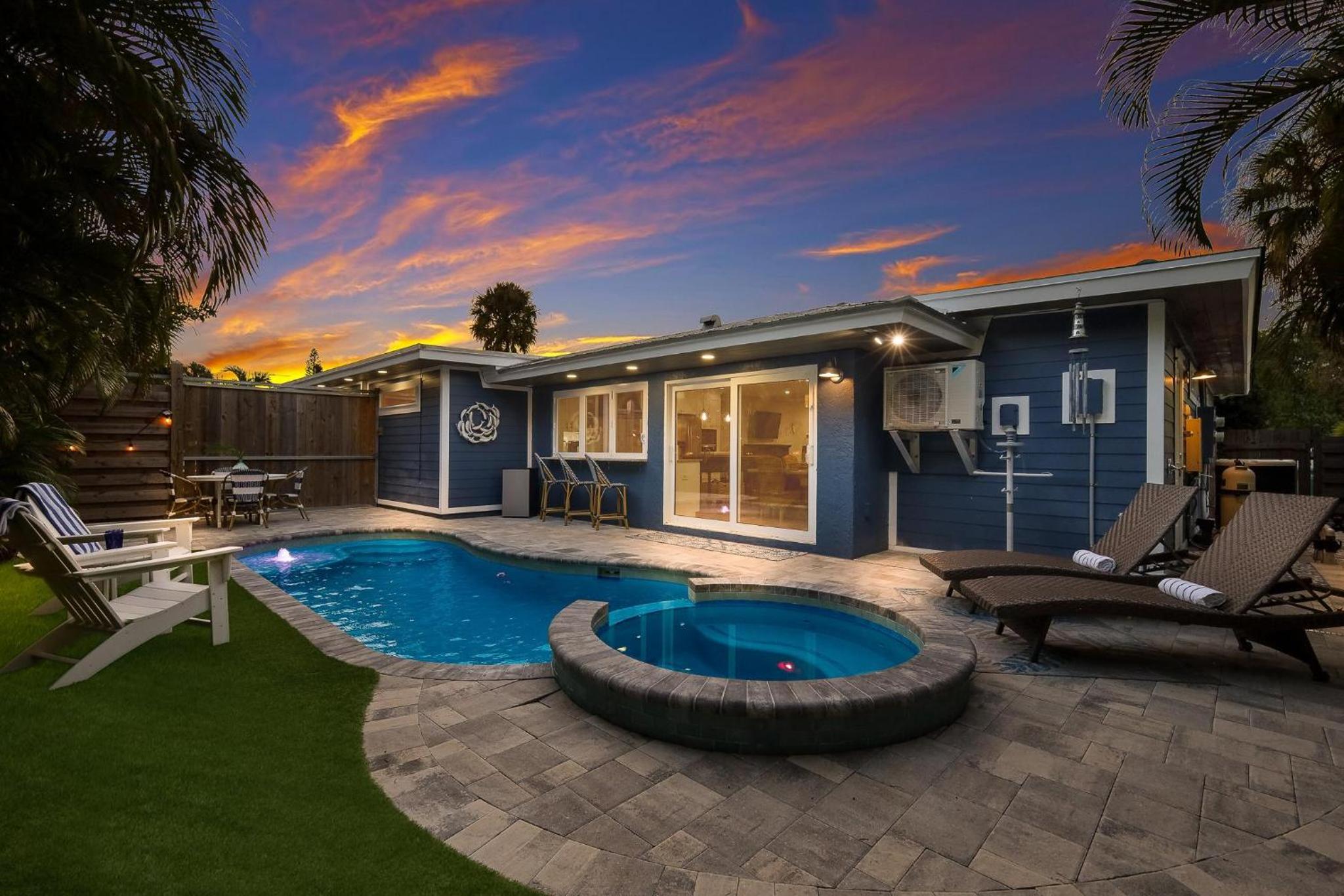 Blue Oasis East