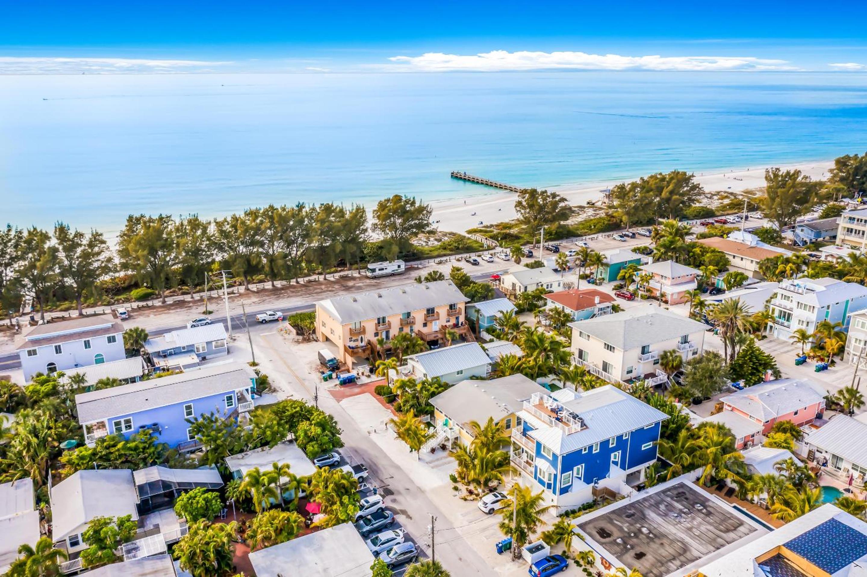 Seaside Manor