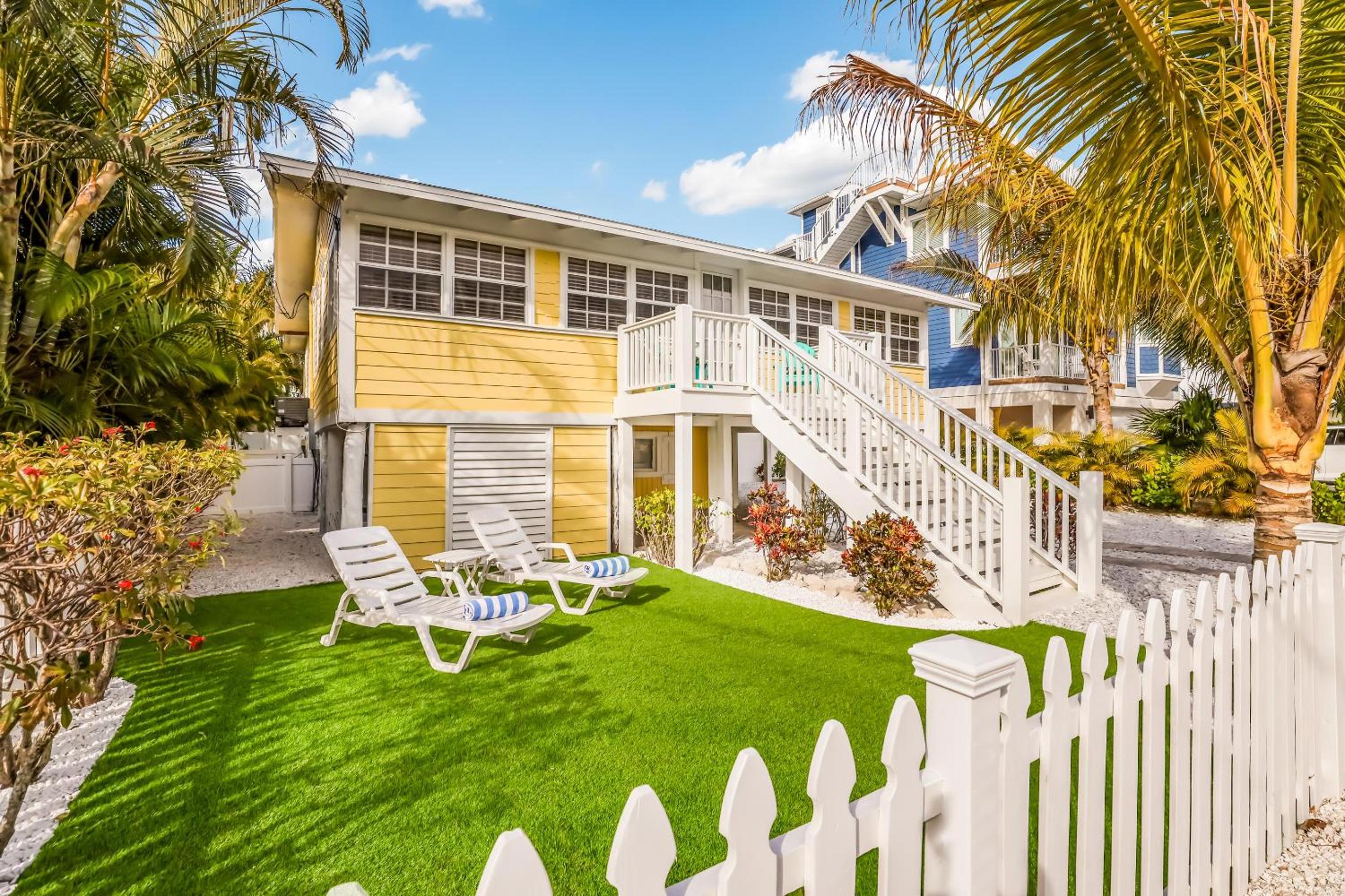 Seaside Manor