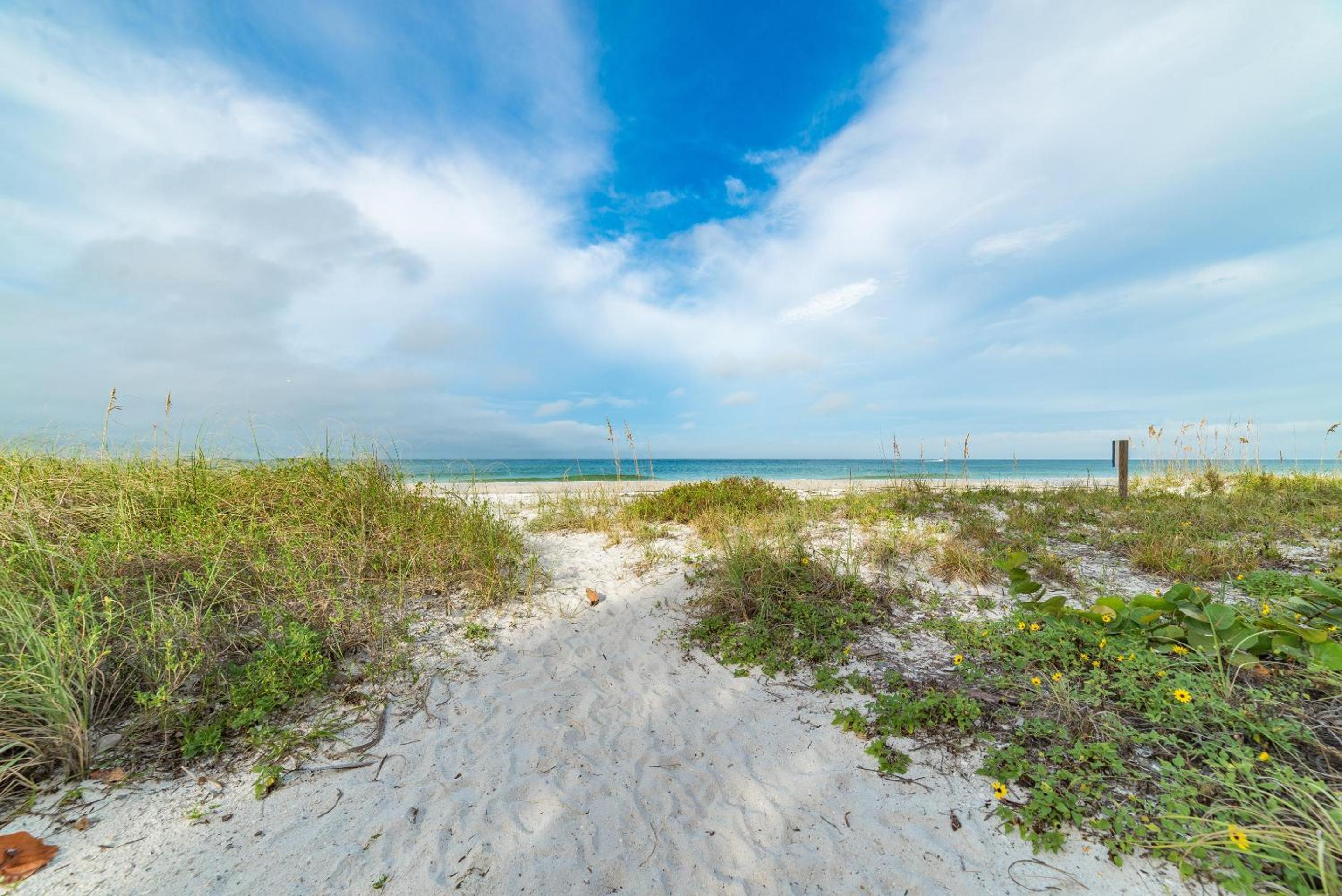 Captain Rons Beach Pad