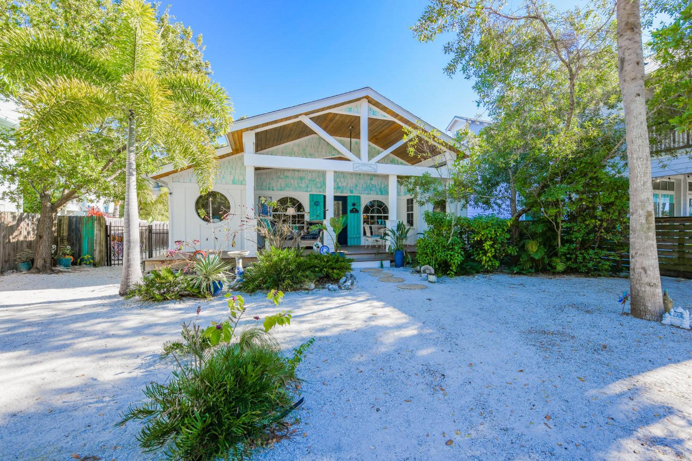Buttonwood Cottage