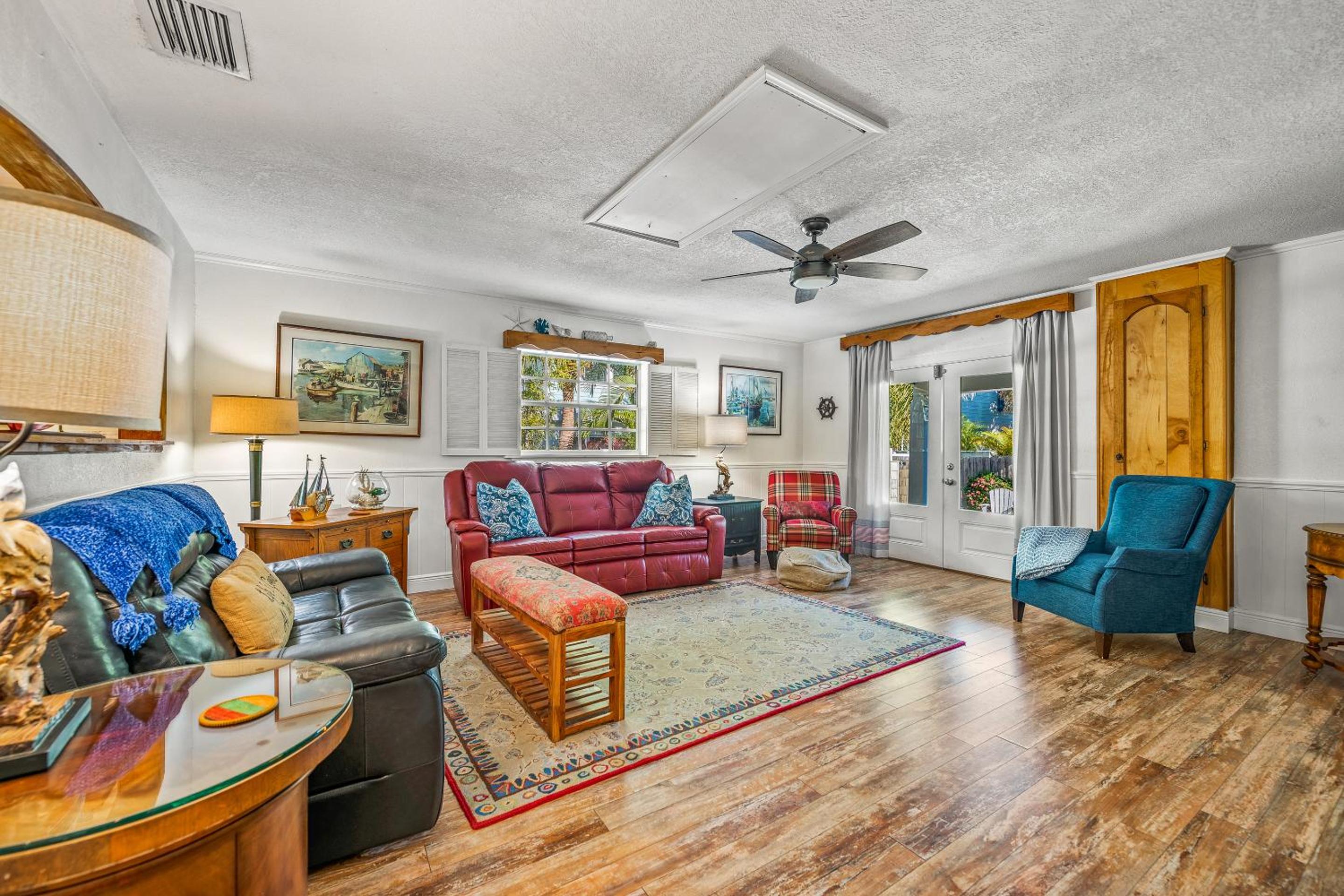 Buttonwood Cottage