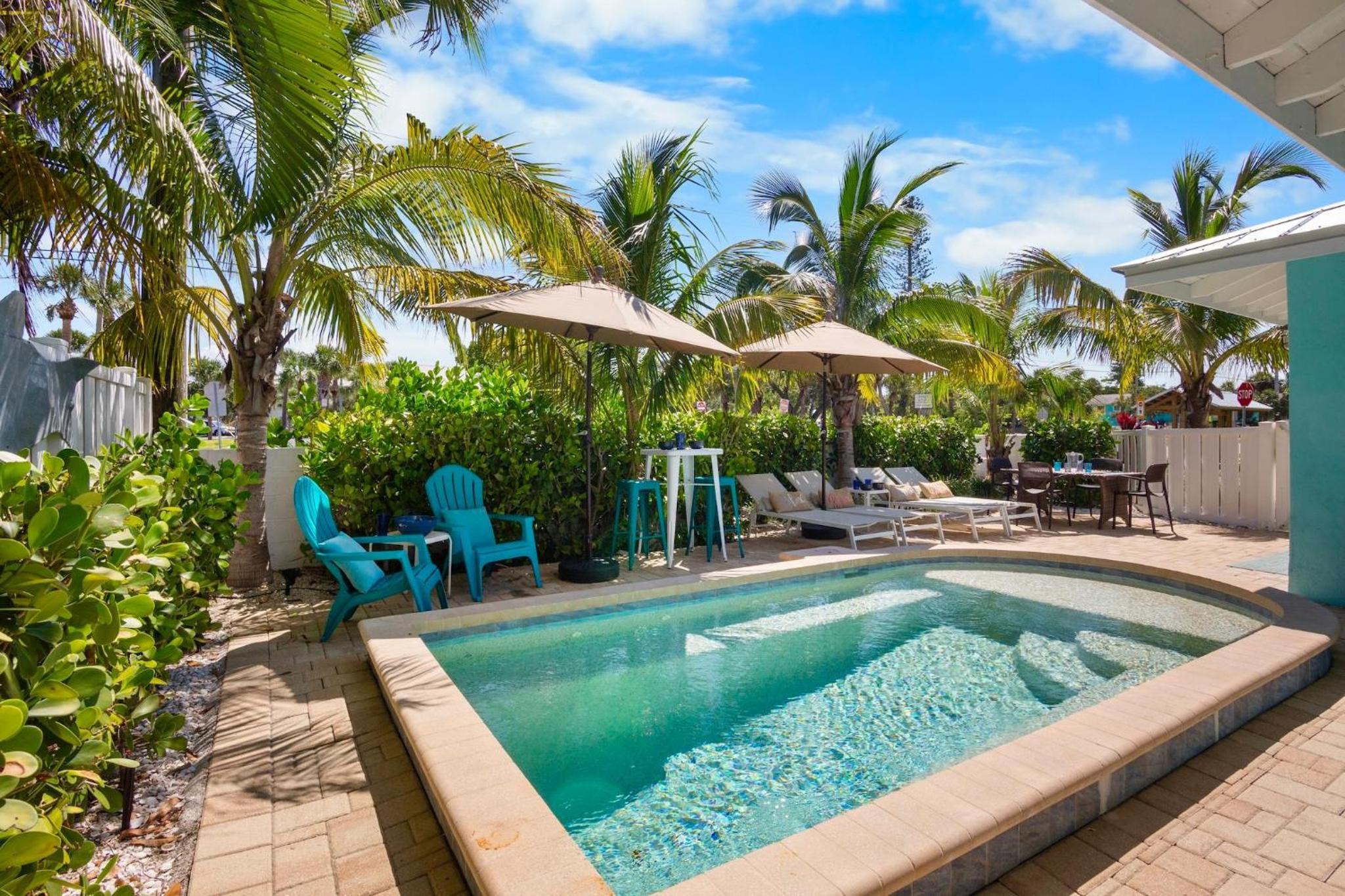Private Palms