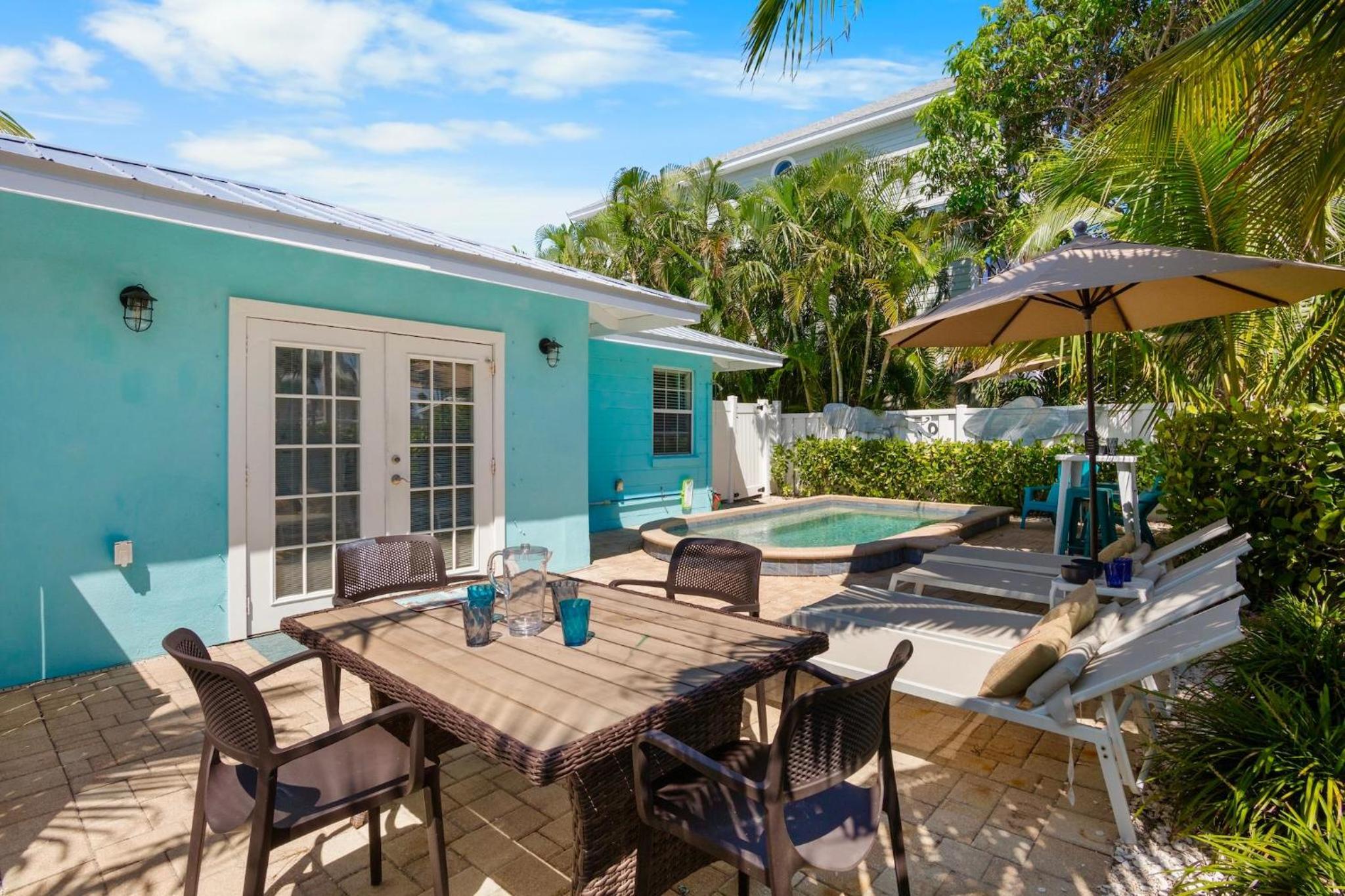 Private Palms