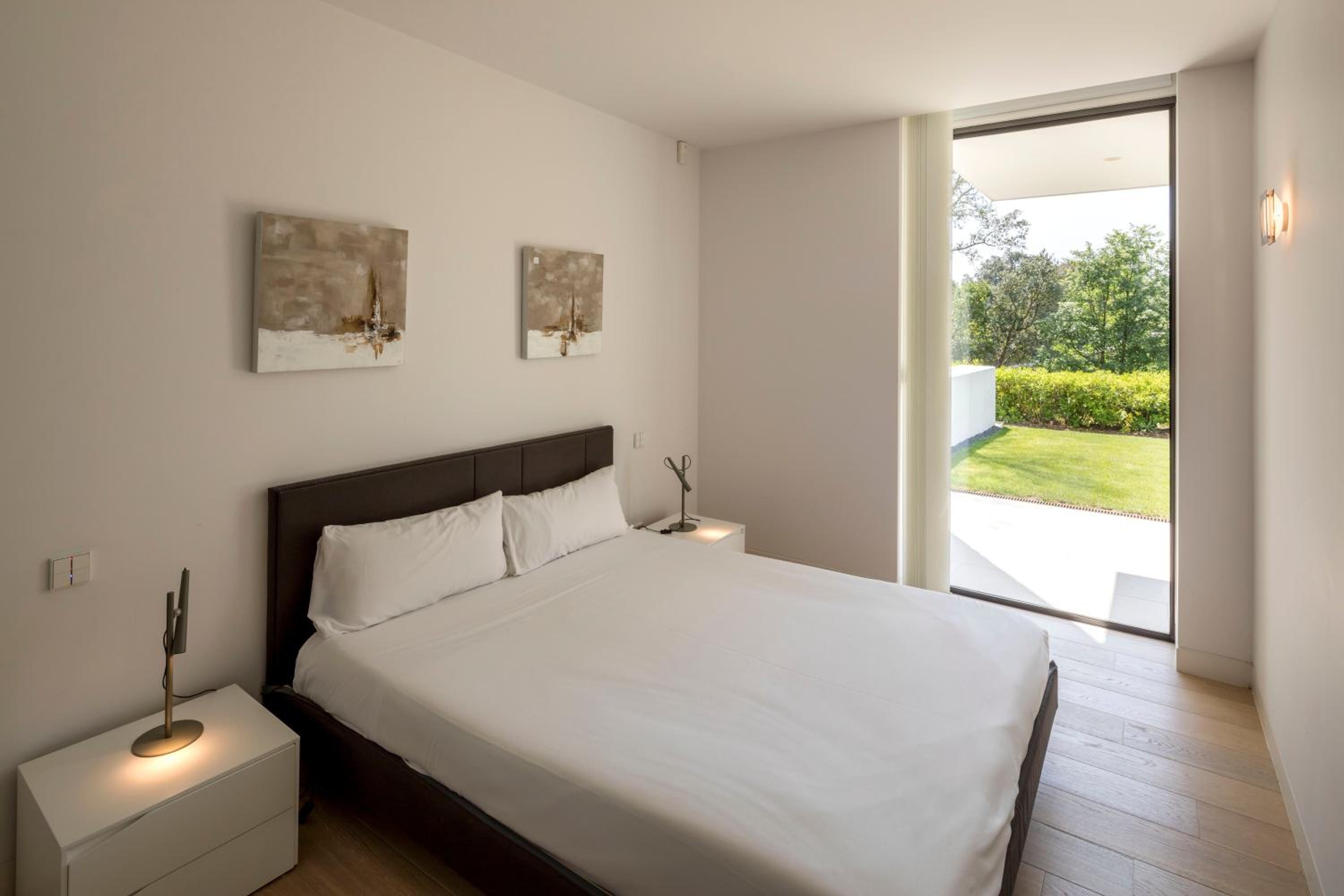 Holiday Rentals at Camiral, a Quinta do Lago Resort