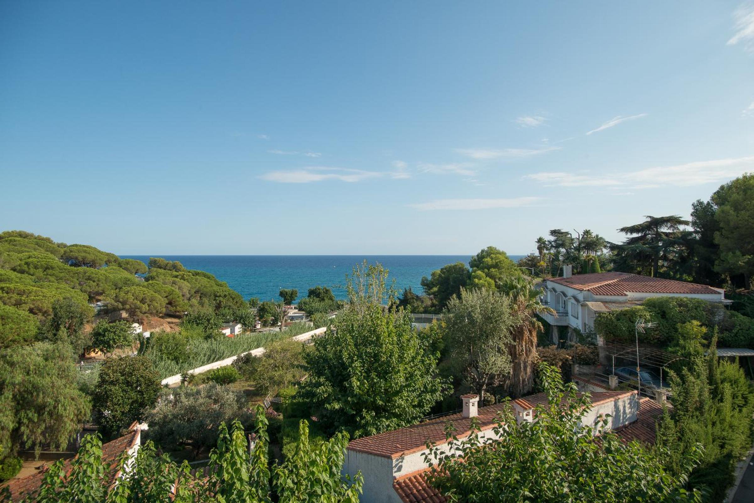 Apartment Beach Front Sant Pol