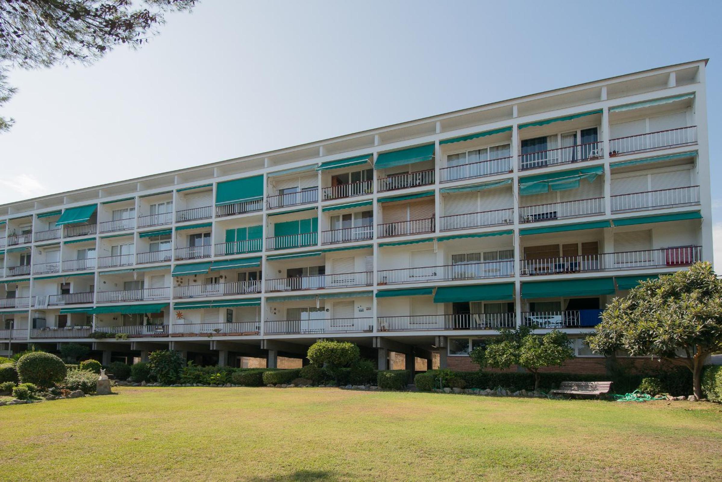 Apartment Beach Front Sant Pol