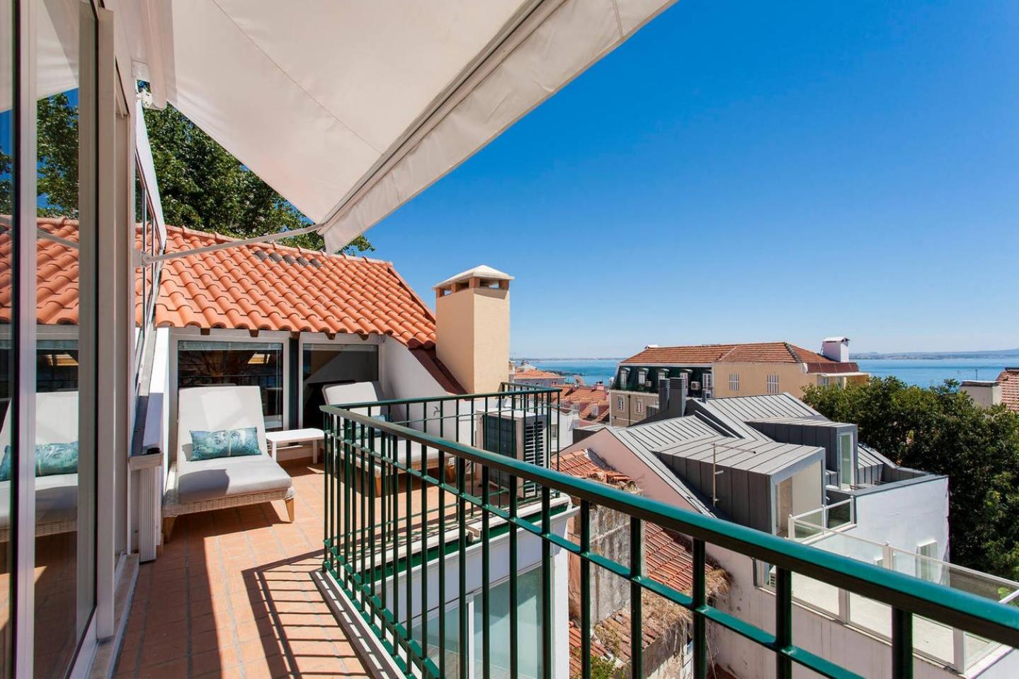Santos River View Terrace Duplex
