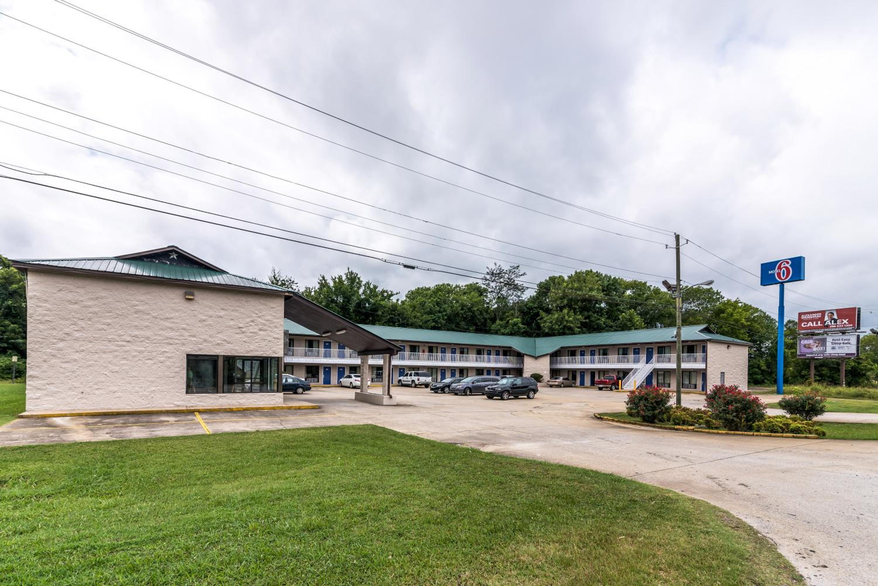 Motel 6-Attalla, AL