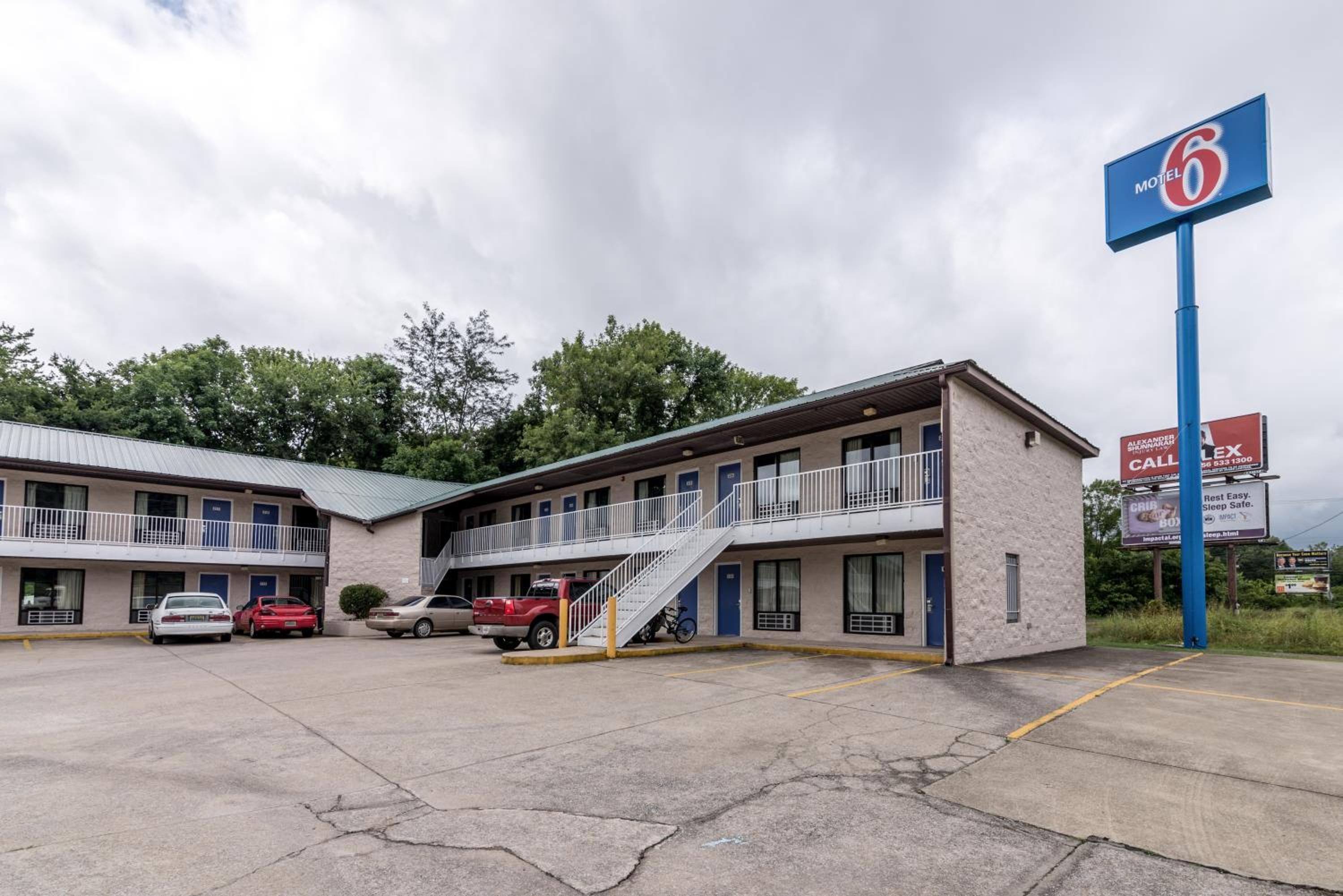 Motel 6-Attalla, AL