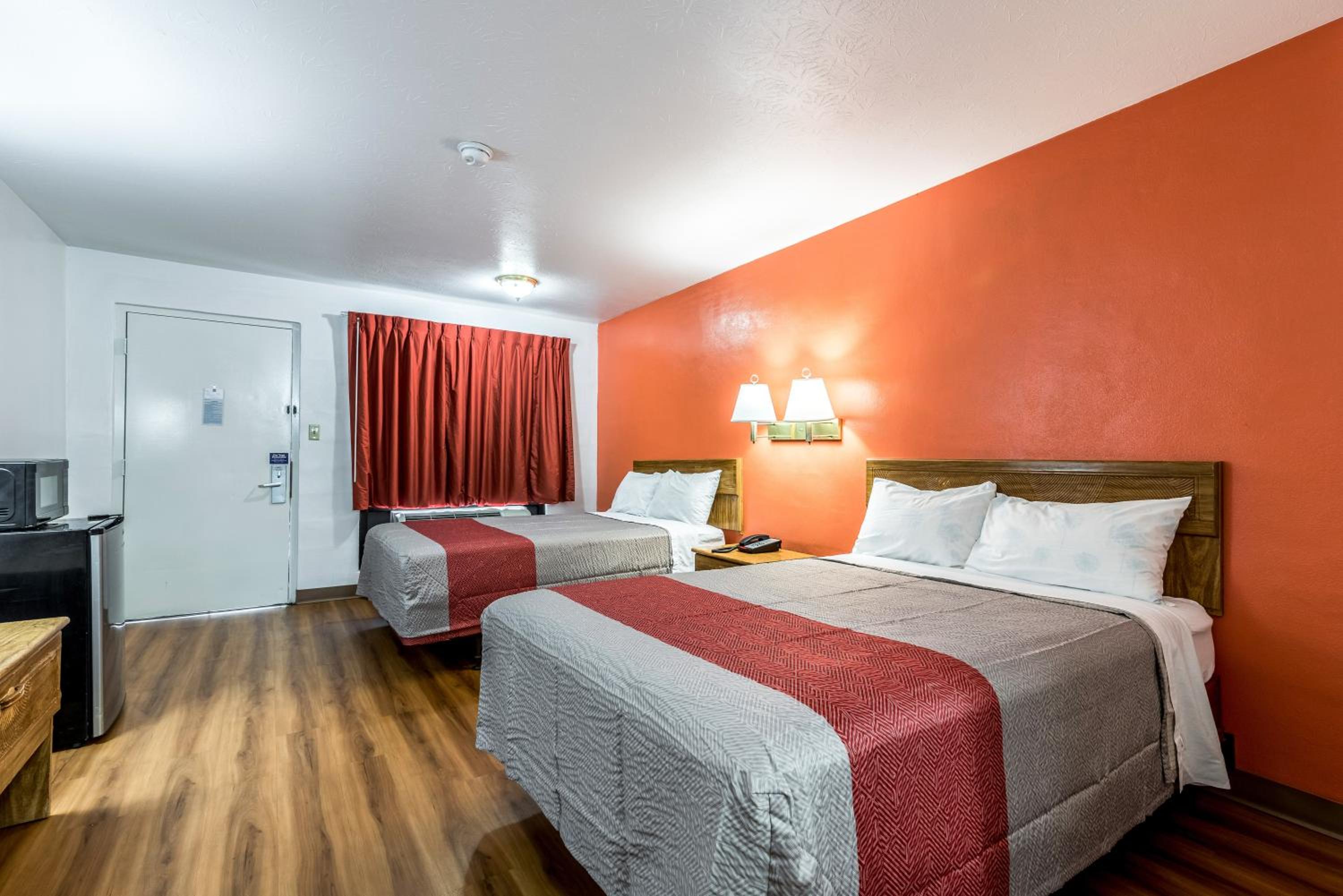 Motel 6-Attalla, AL