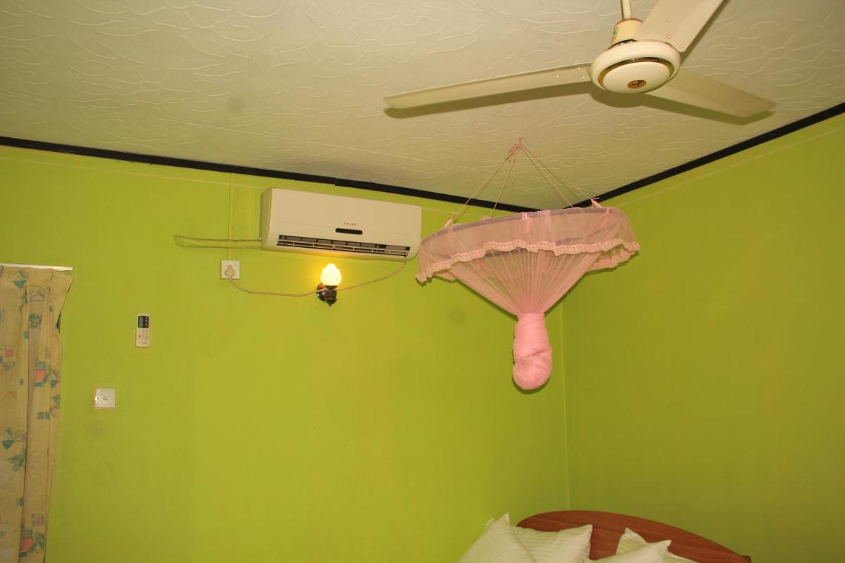 Photo 28