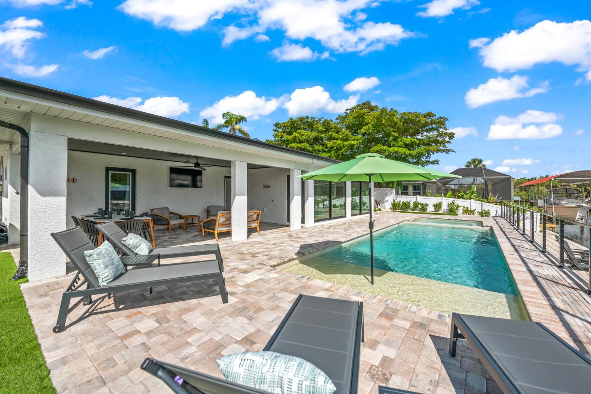 Coral Shores