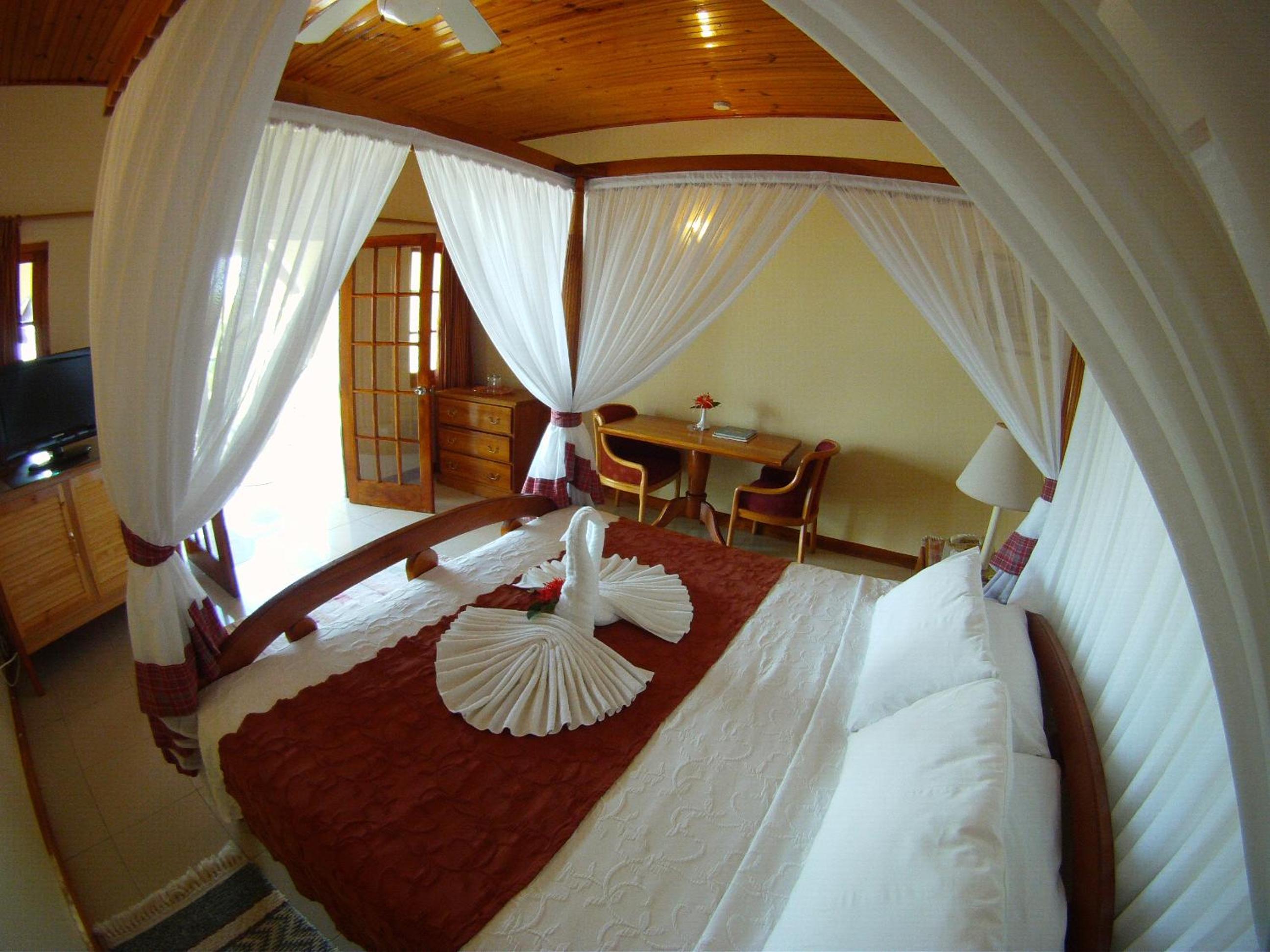 Charela Inn Hotel 2