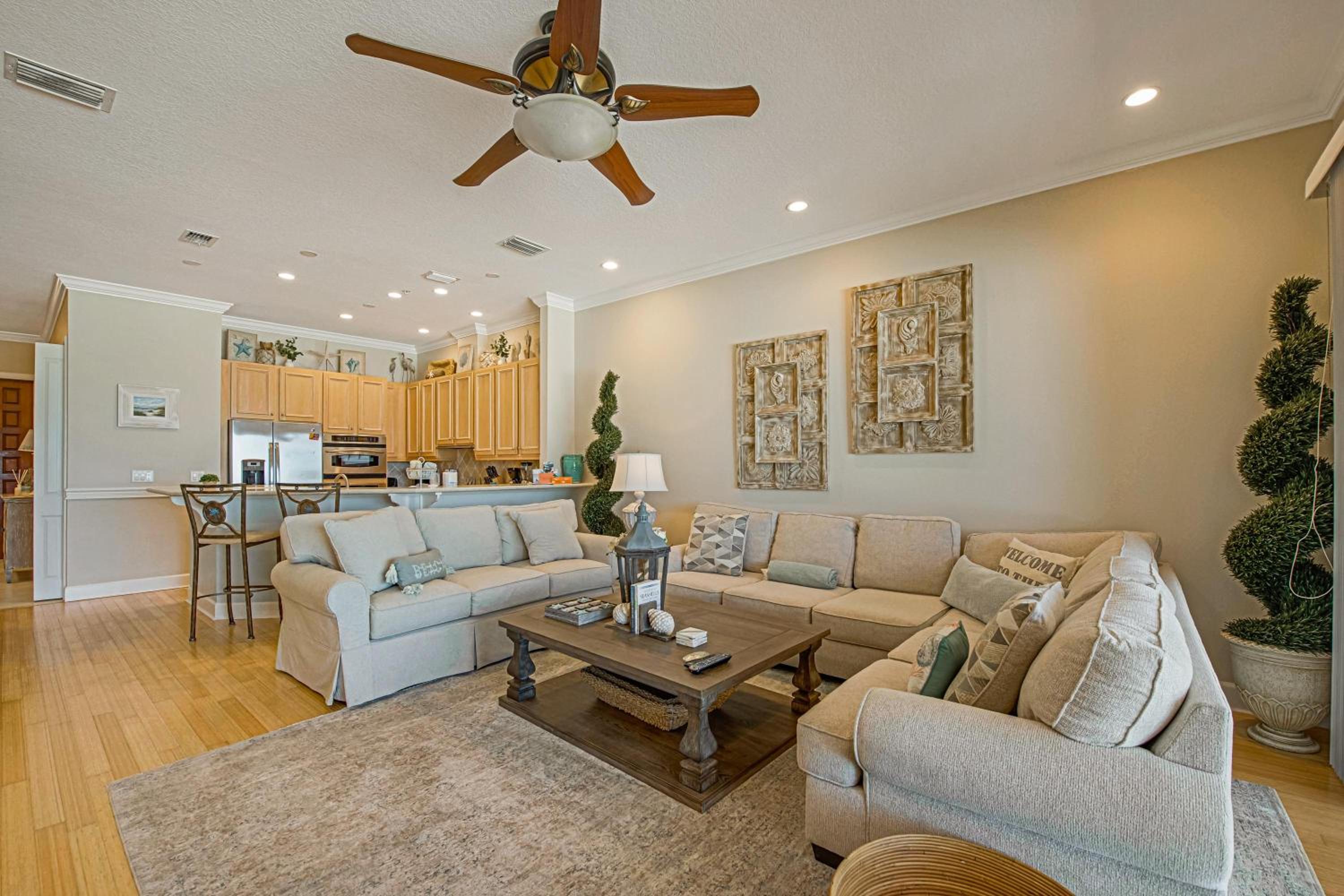 Bradenton Beach Club Unit F
