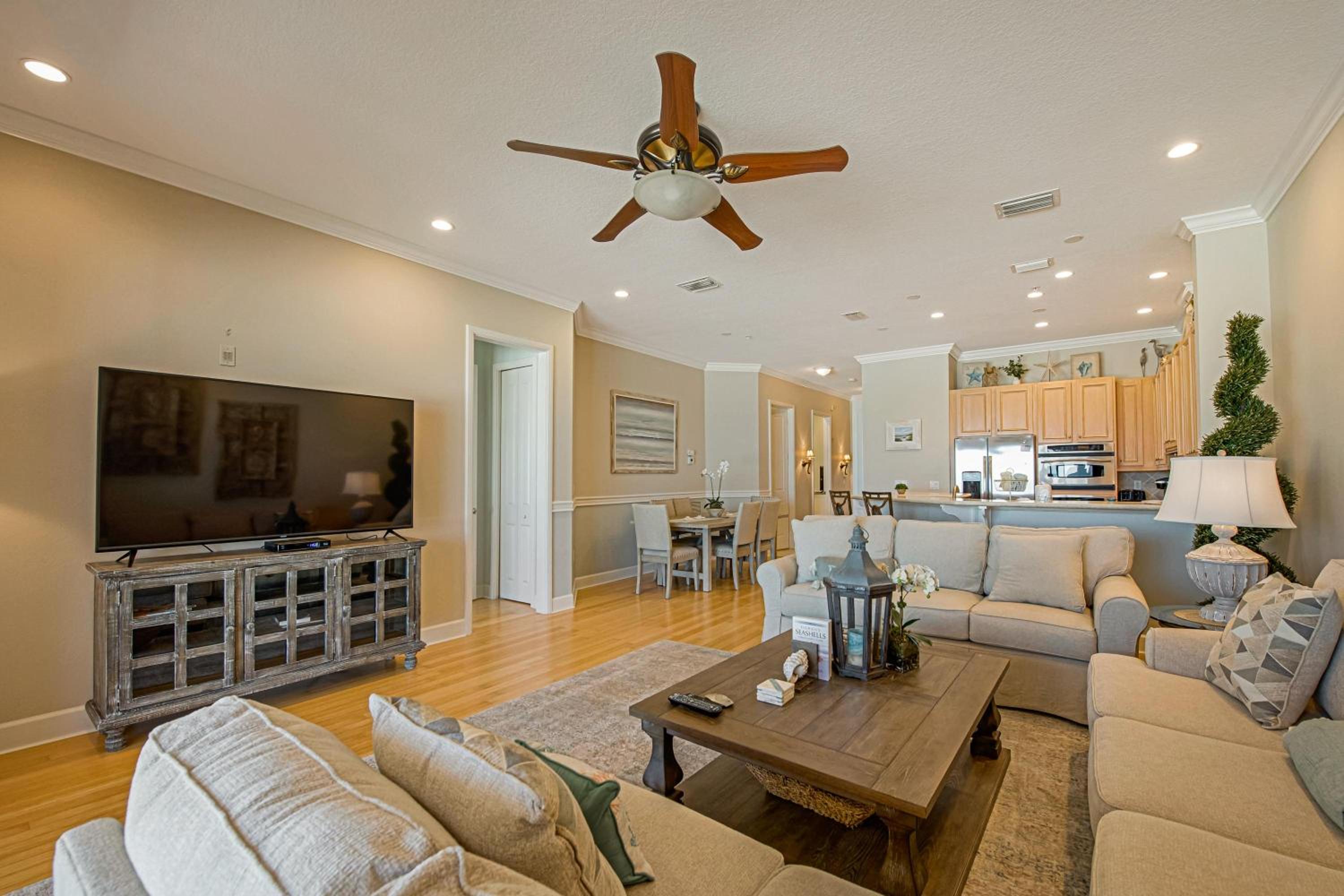 Bradenton Beach Club Unit F