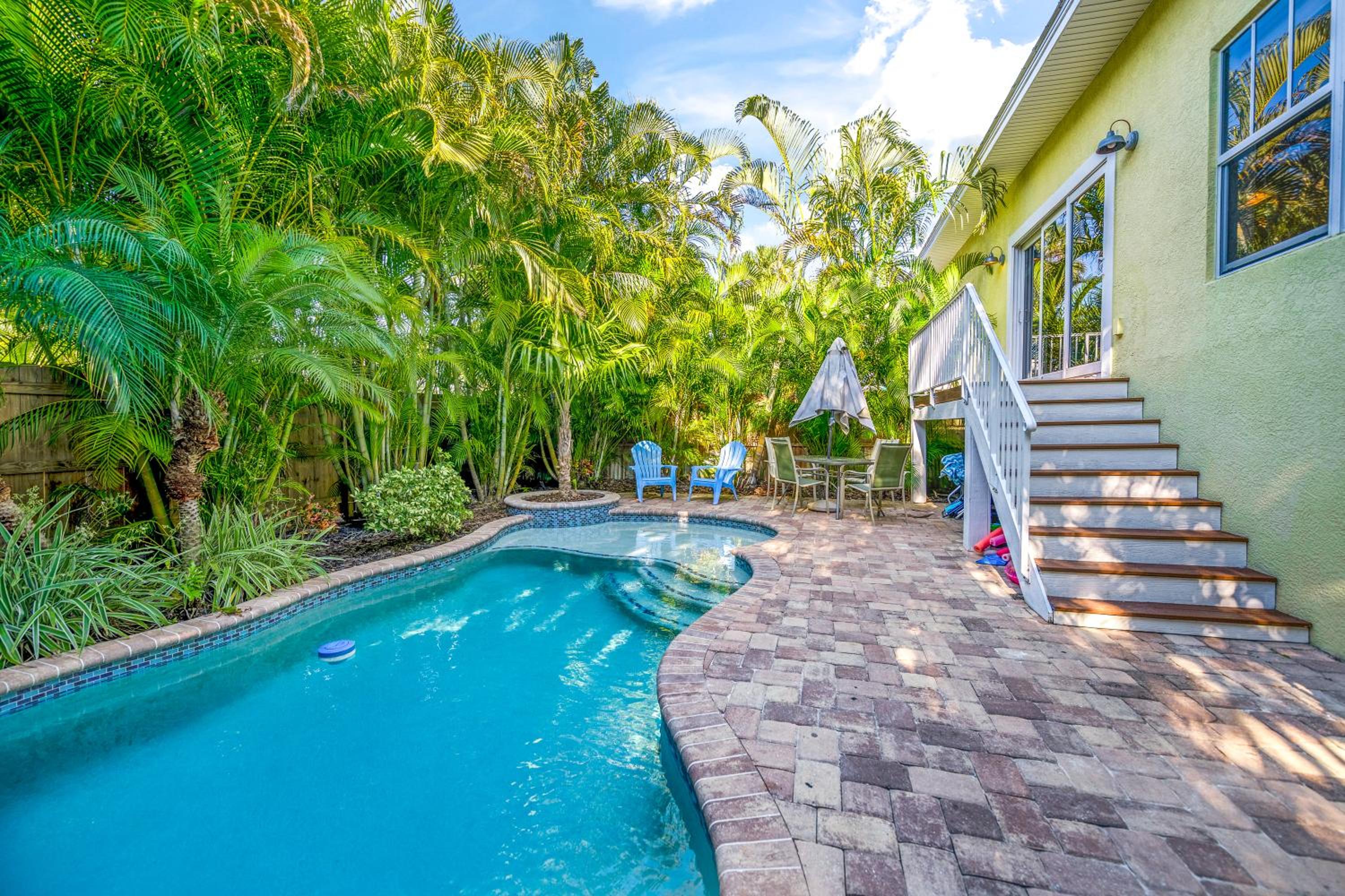 Hawaiian Hideaway