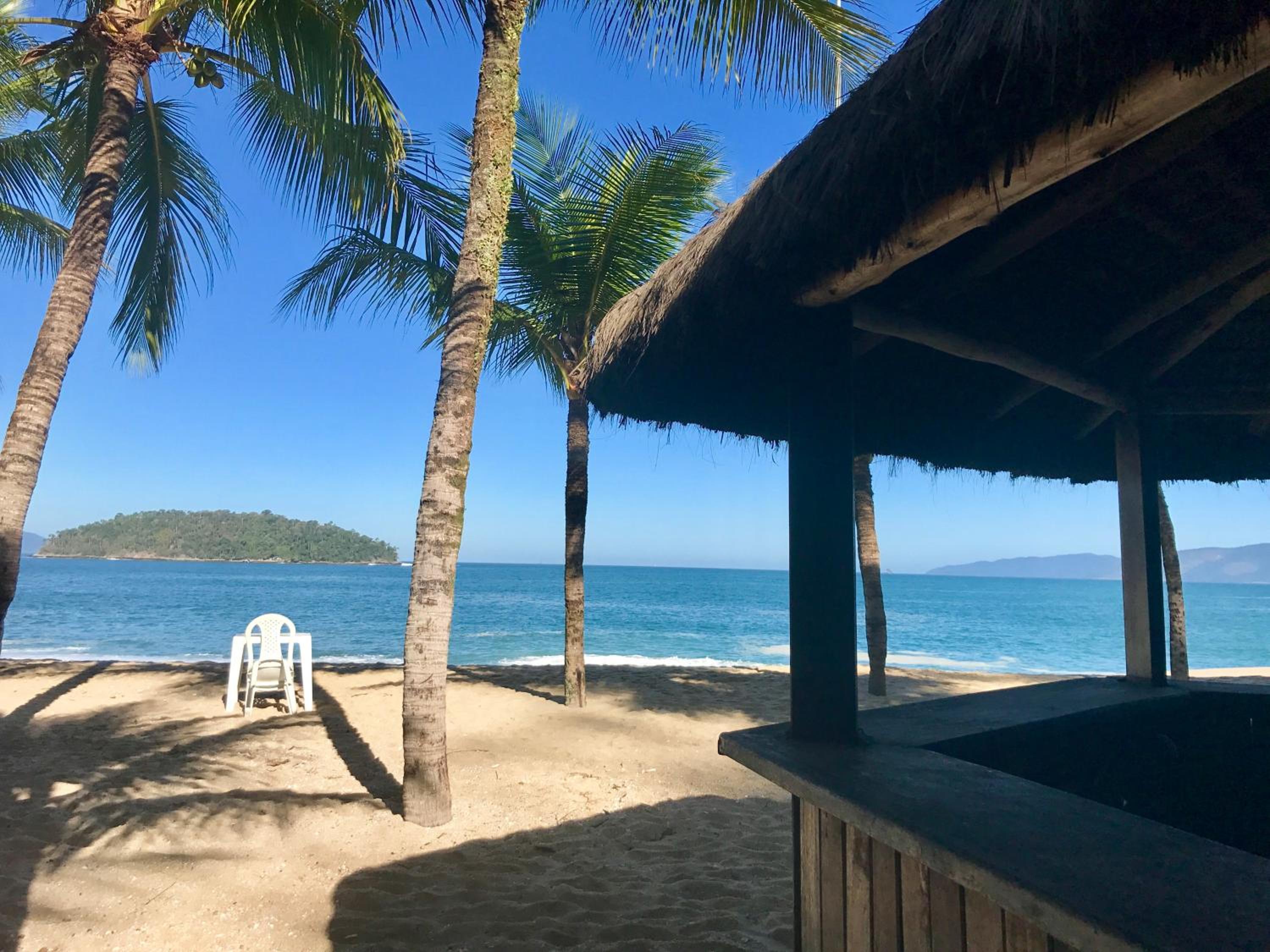 Porto Real Suites - Apto com vista para o mar e lazer de resort