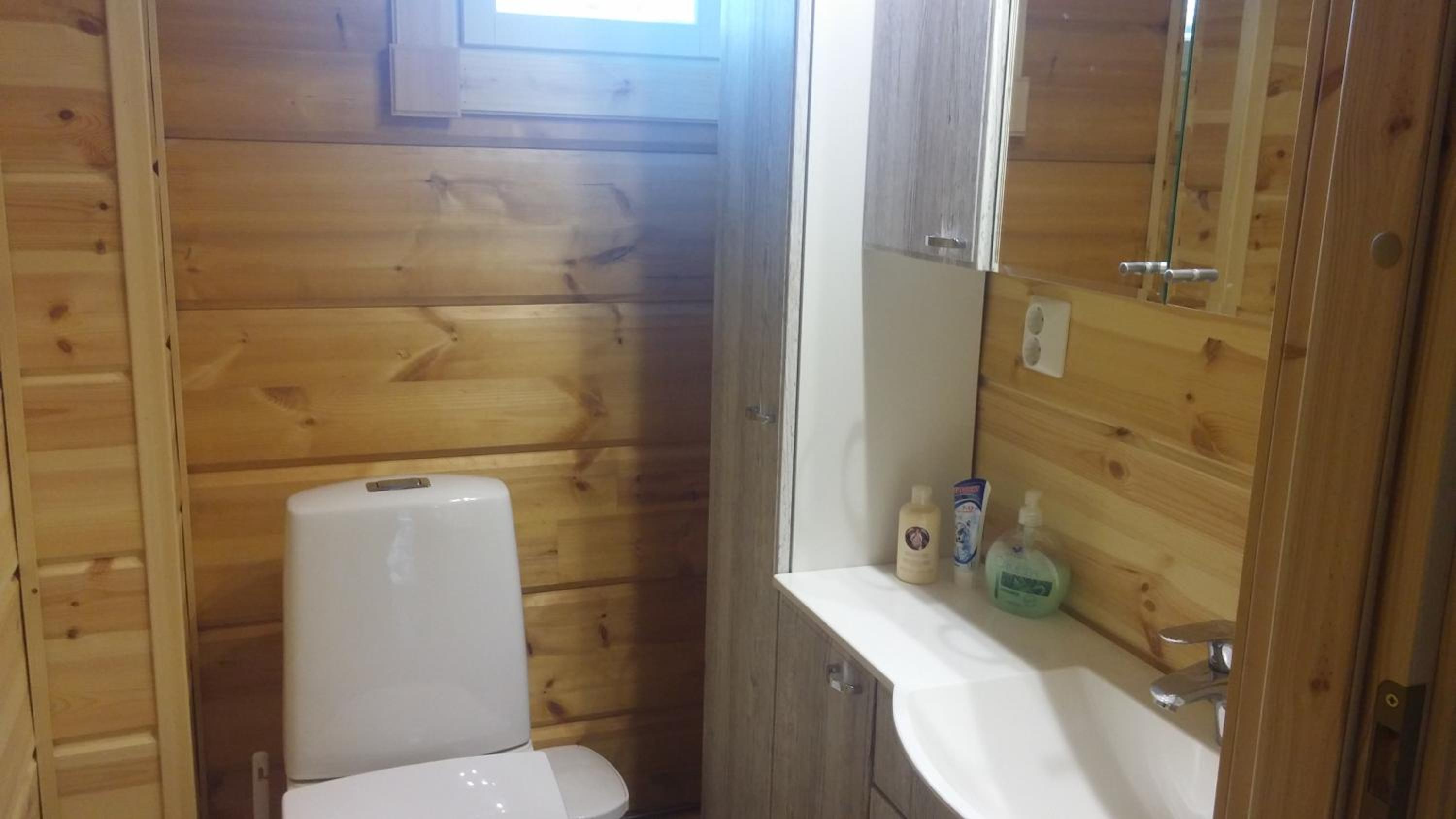 Photo 9