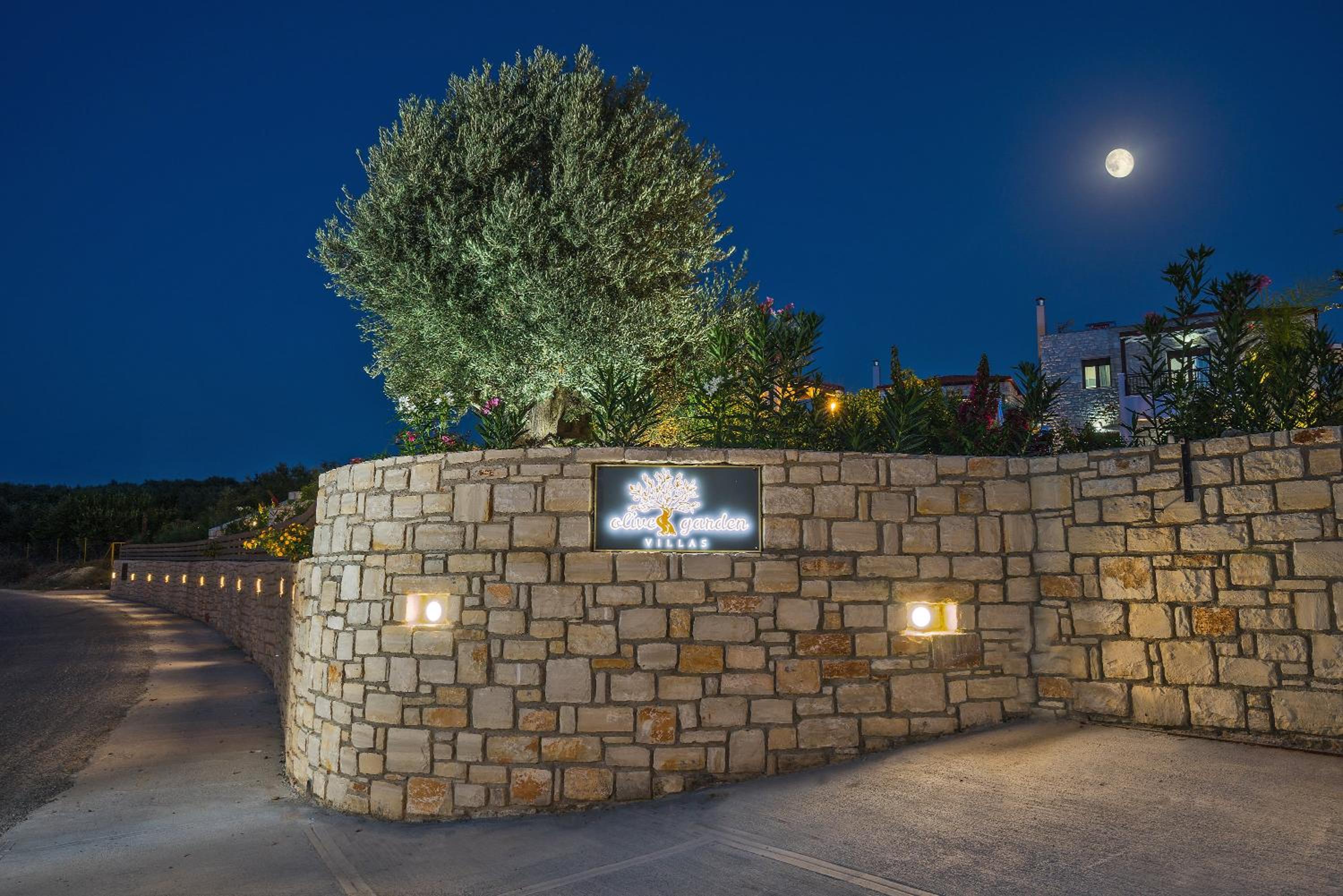 Olive Garden Villas