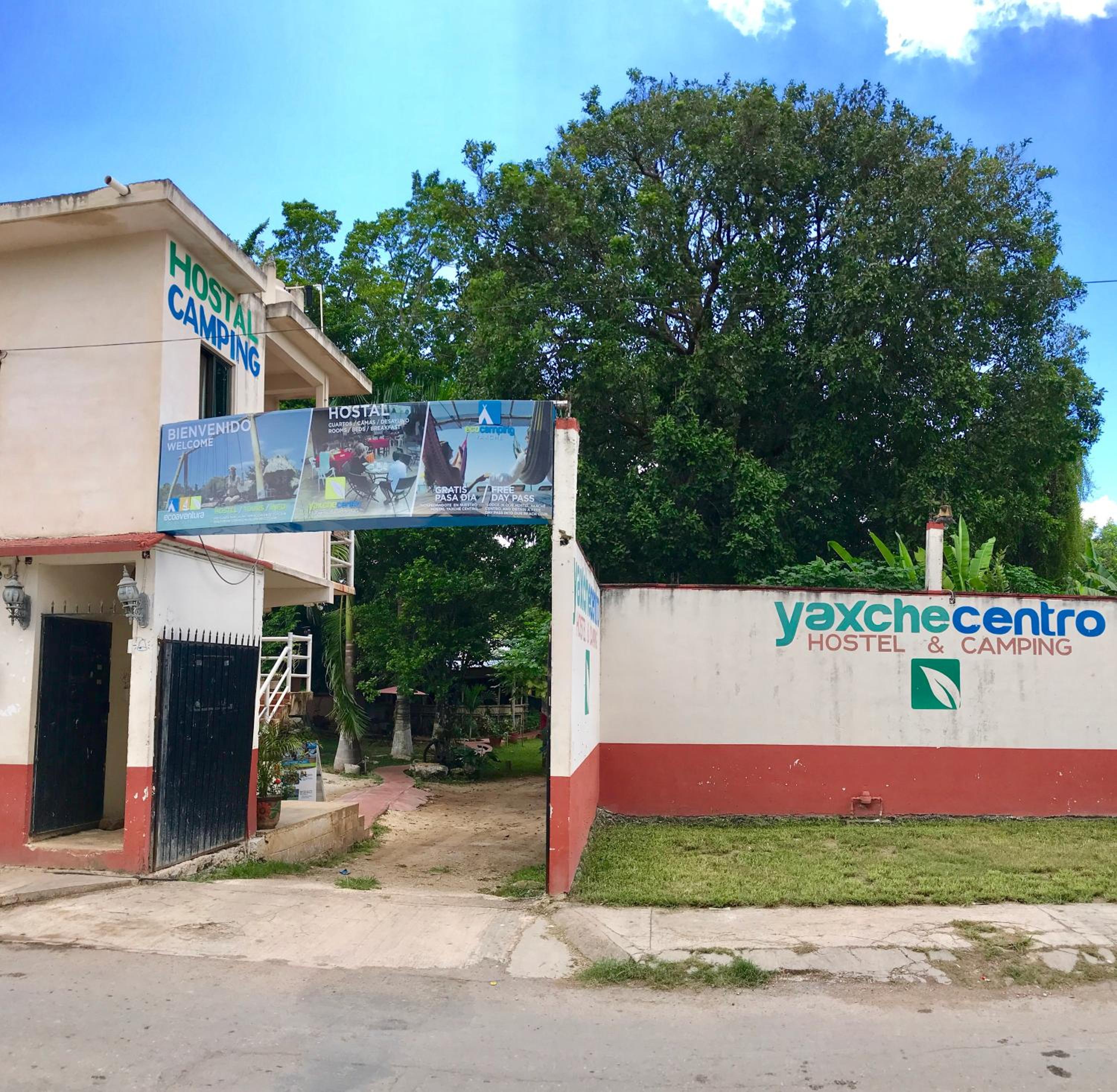 Yaxche Centro Hostal y Camping