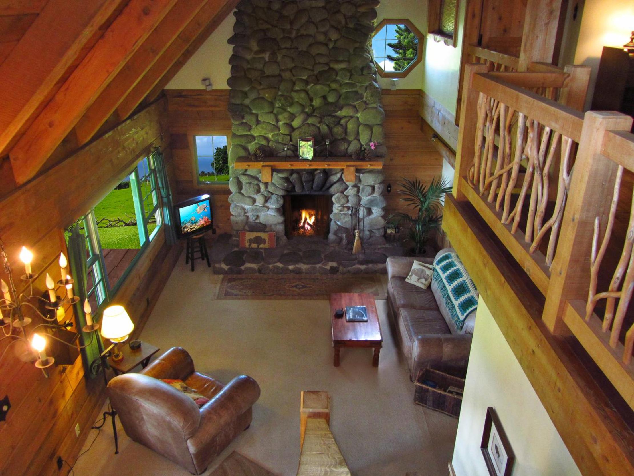 Kohala Lodge- Vacation Rental House view 5