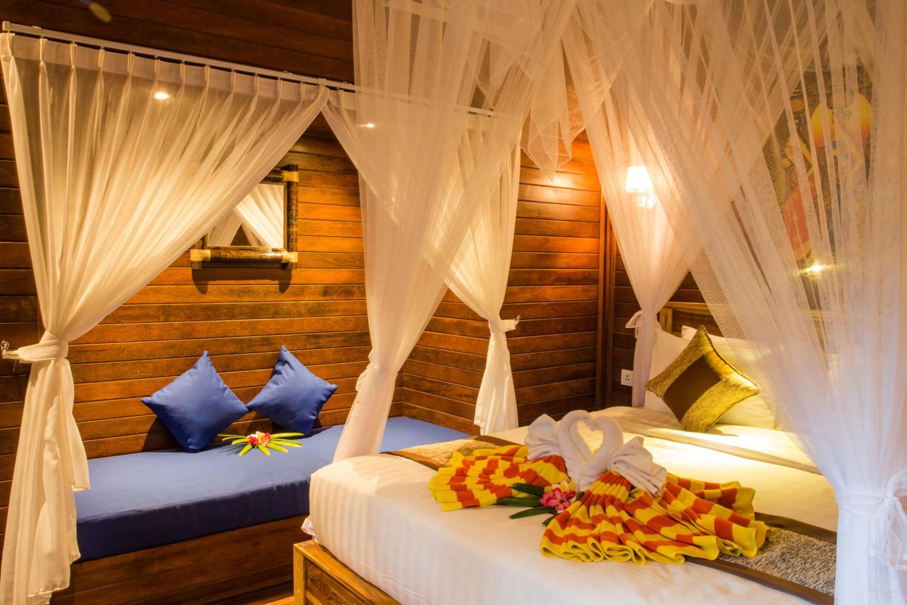 Seaside Huts Lembongan view 4