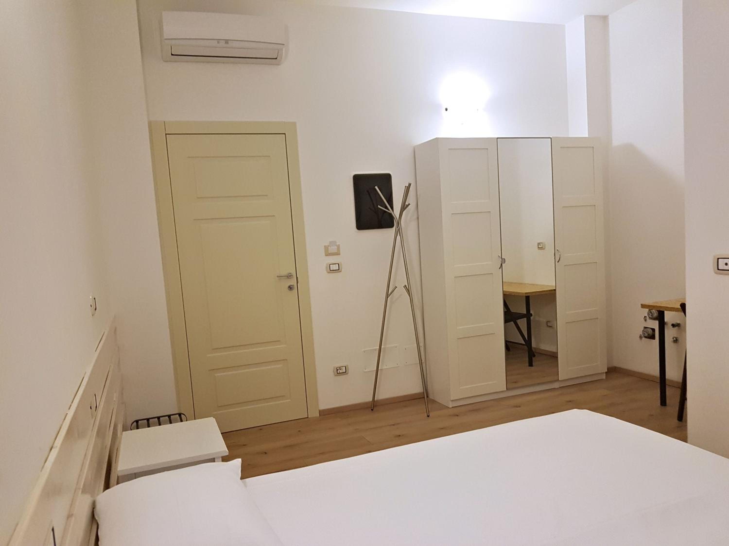 La Camera Bologna-Stazione Affittaly Rooms