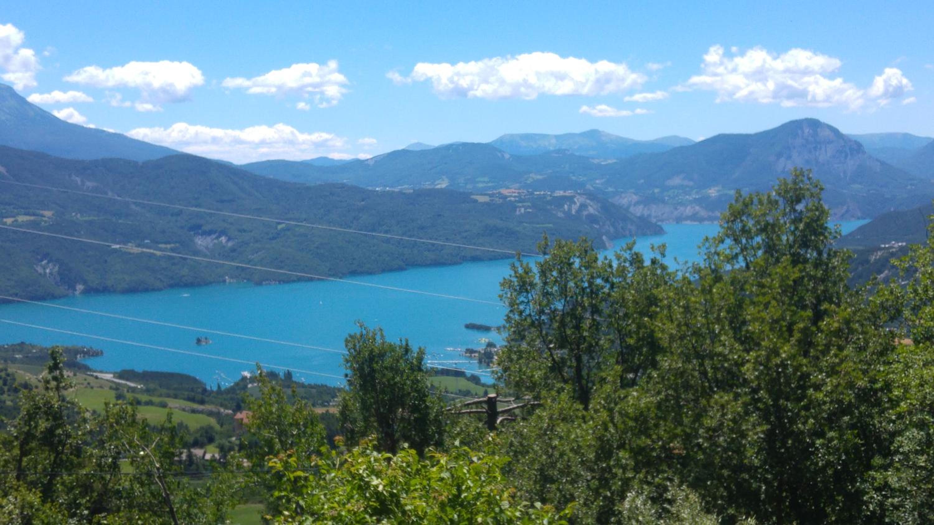 Les Roches Fleuries view 4
