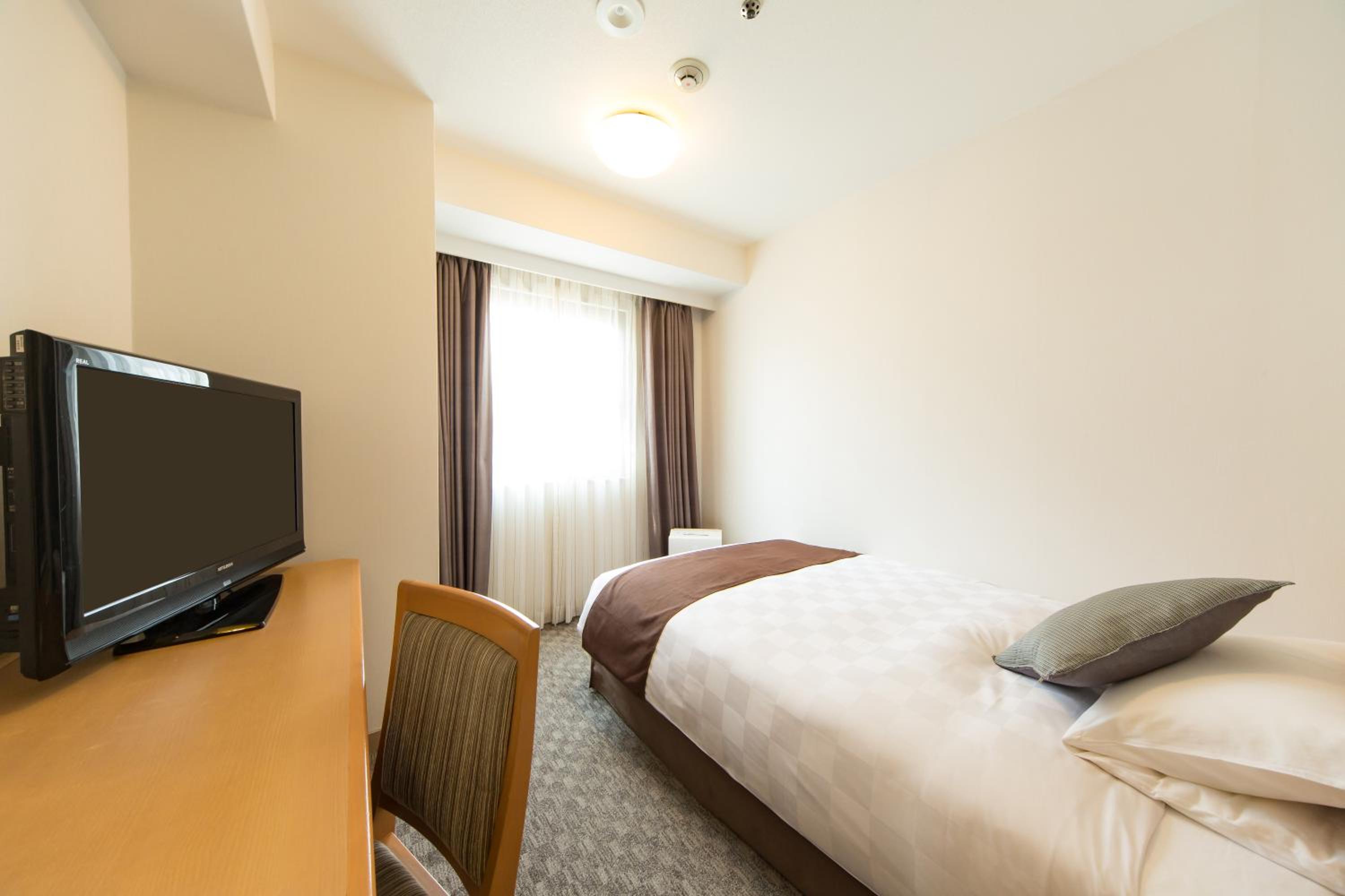 Osaka Tokyu REI Hotel, Osaka, photo 5 of 112
