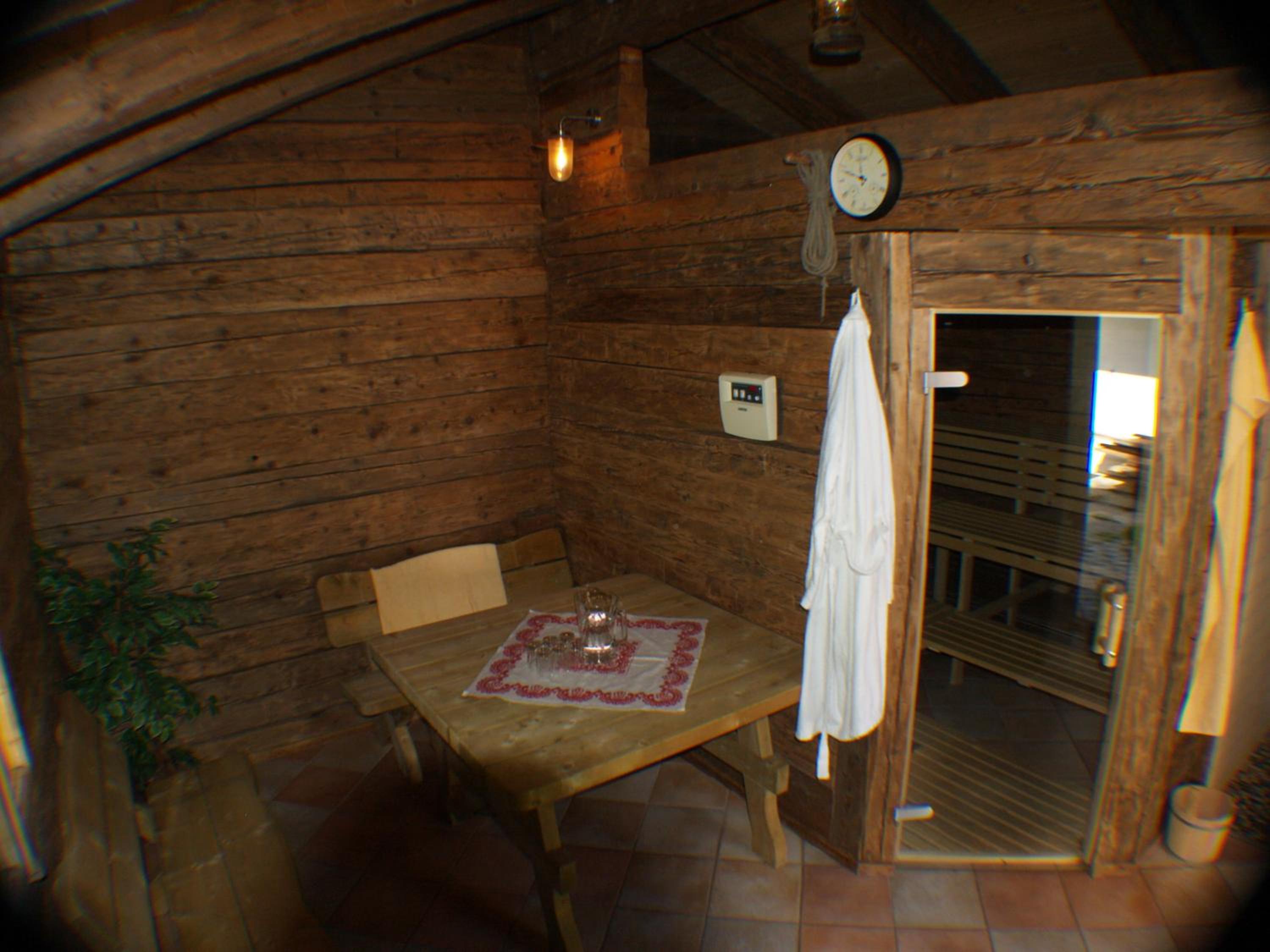 Photo 43