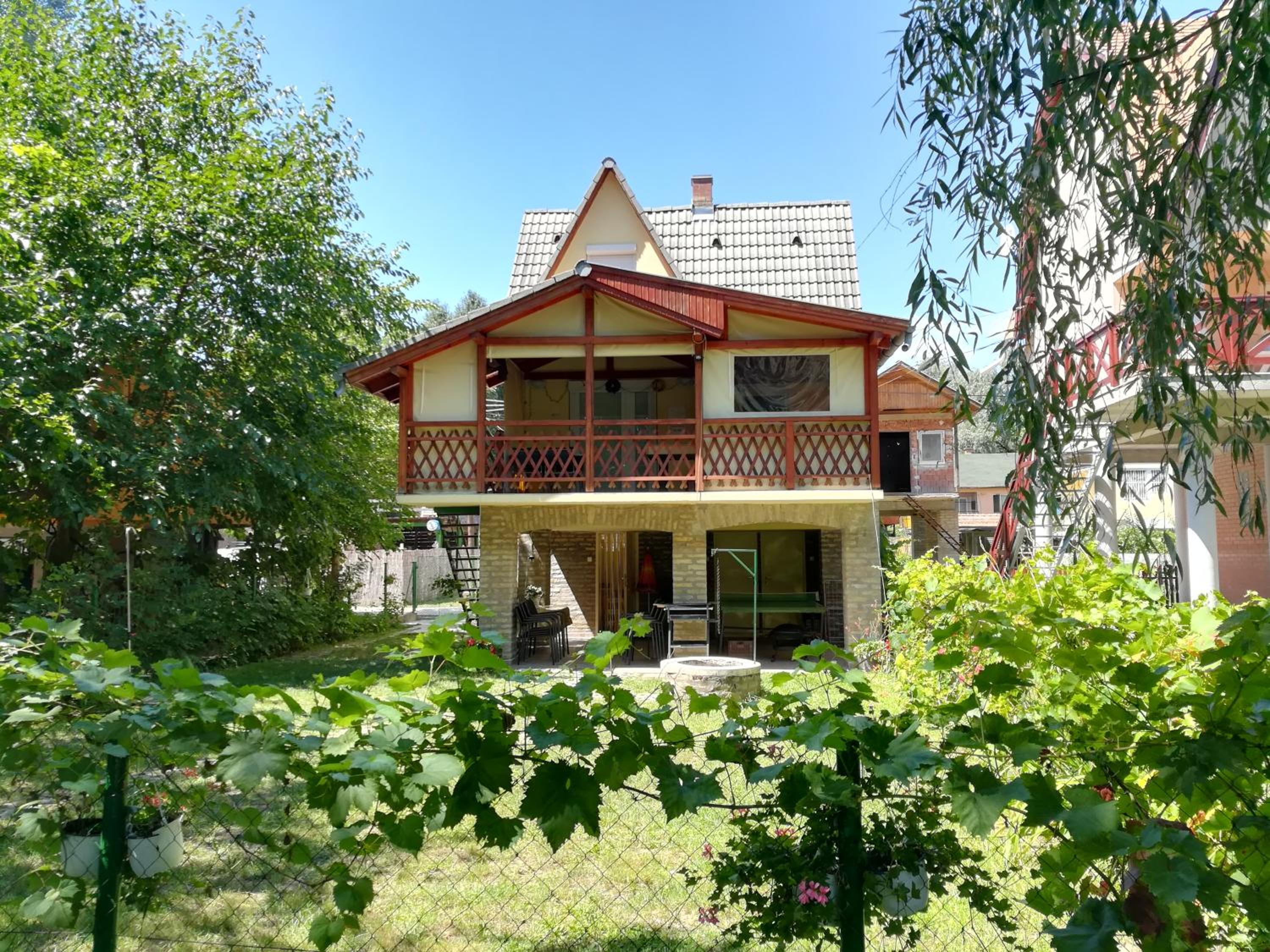 Photo 36