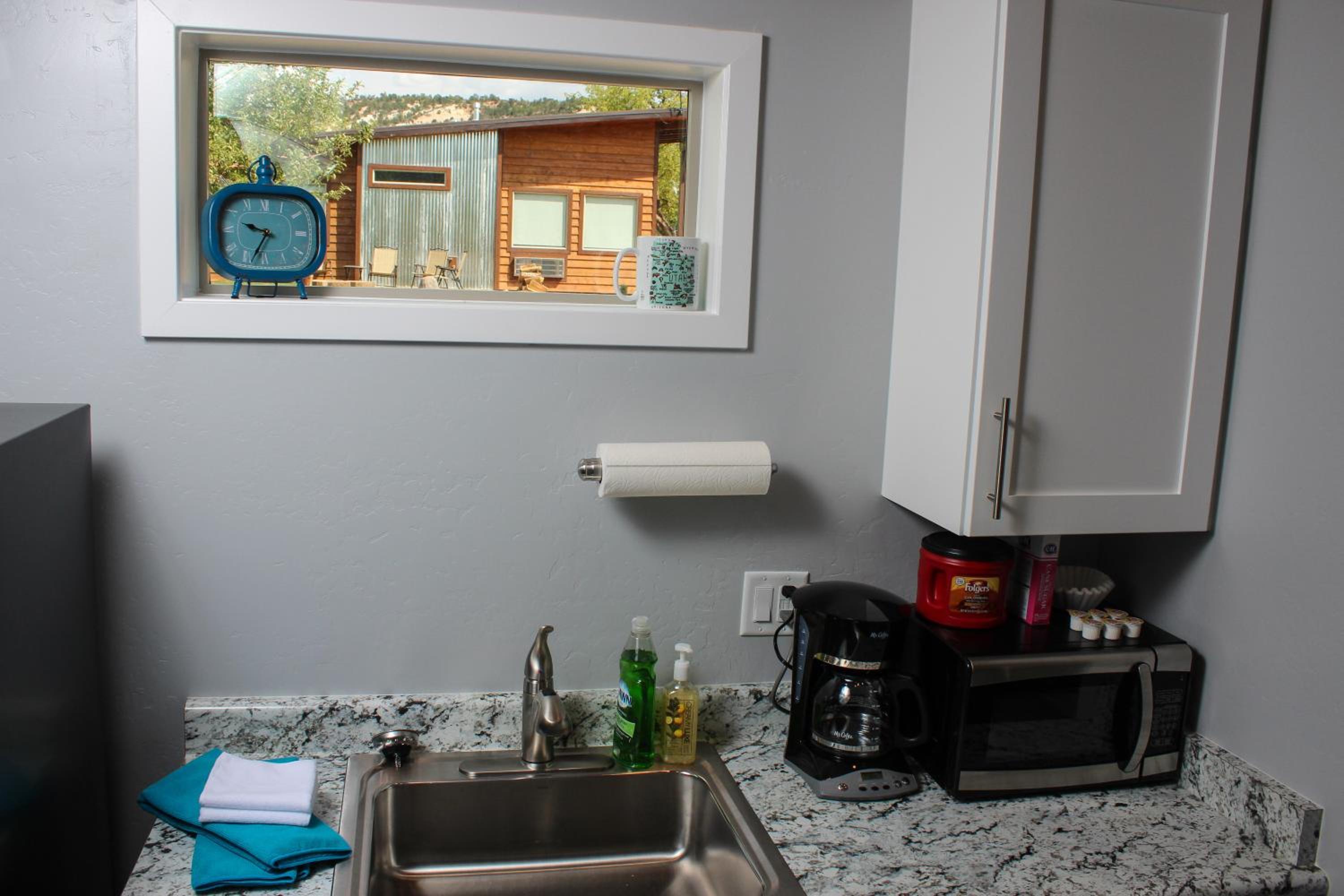 Glendale Vacations - Apple Hollow Cabins - Property Image 14