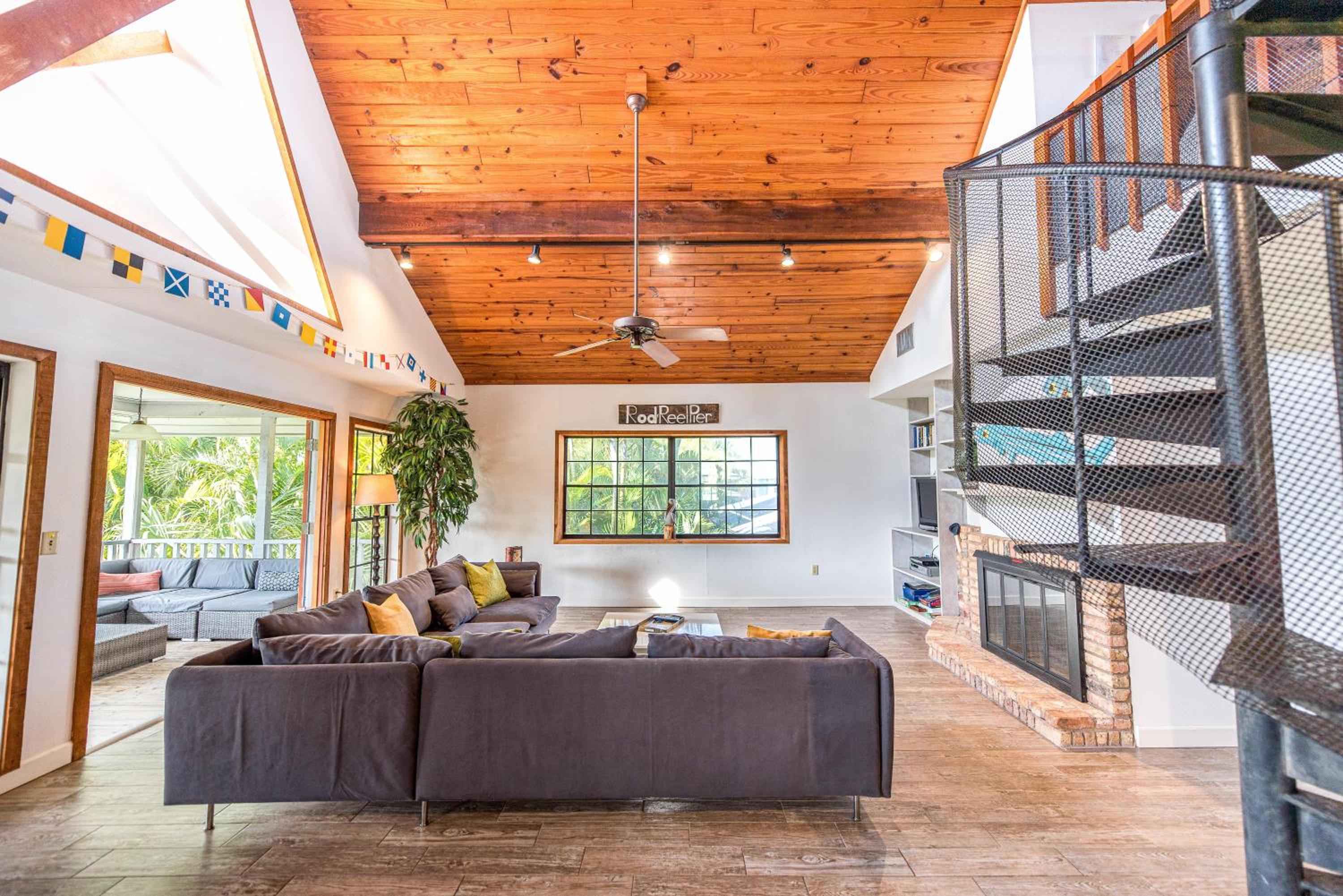 Tree Top Bungalow