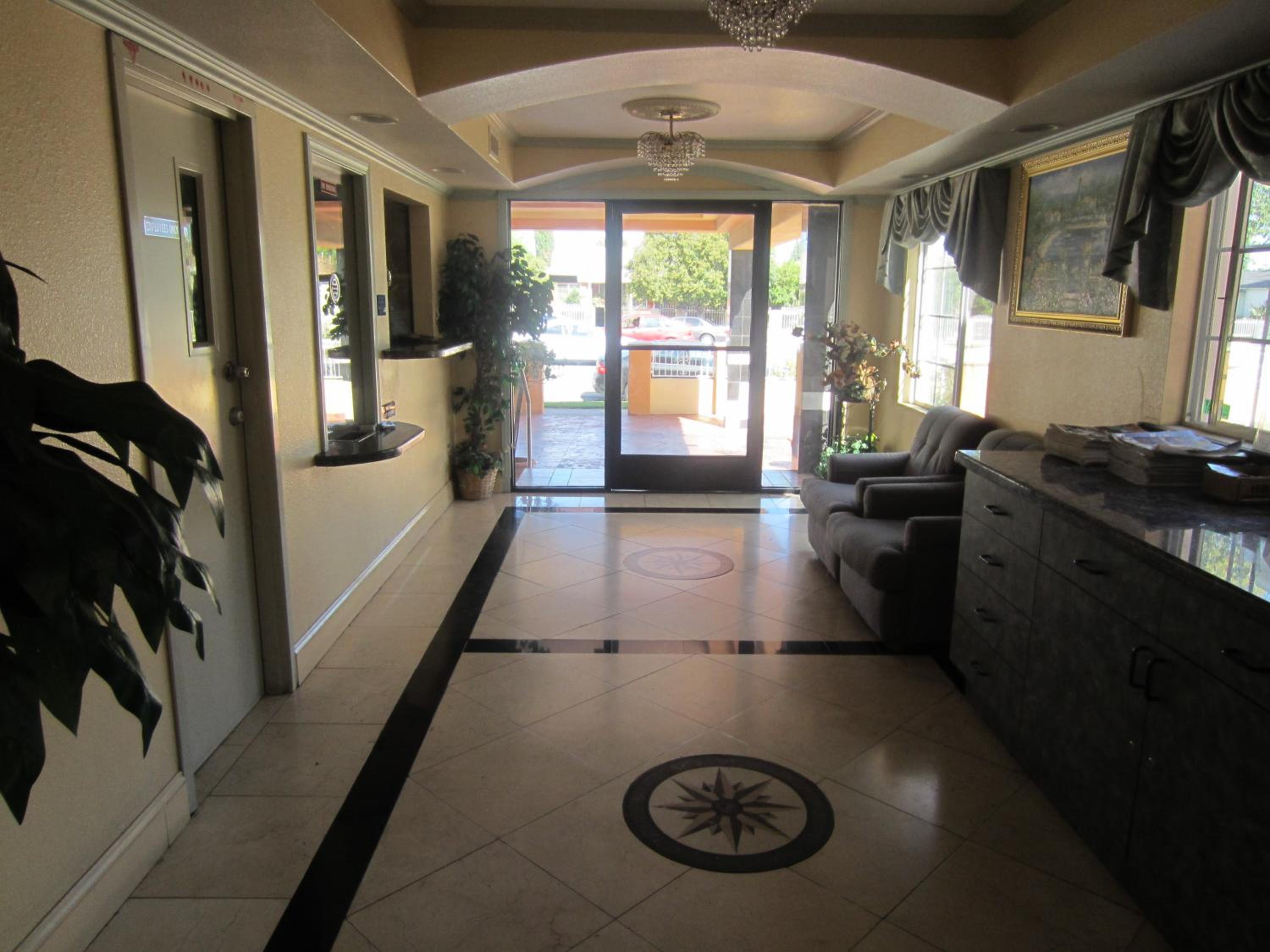Starlight Inn Canoga Park