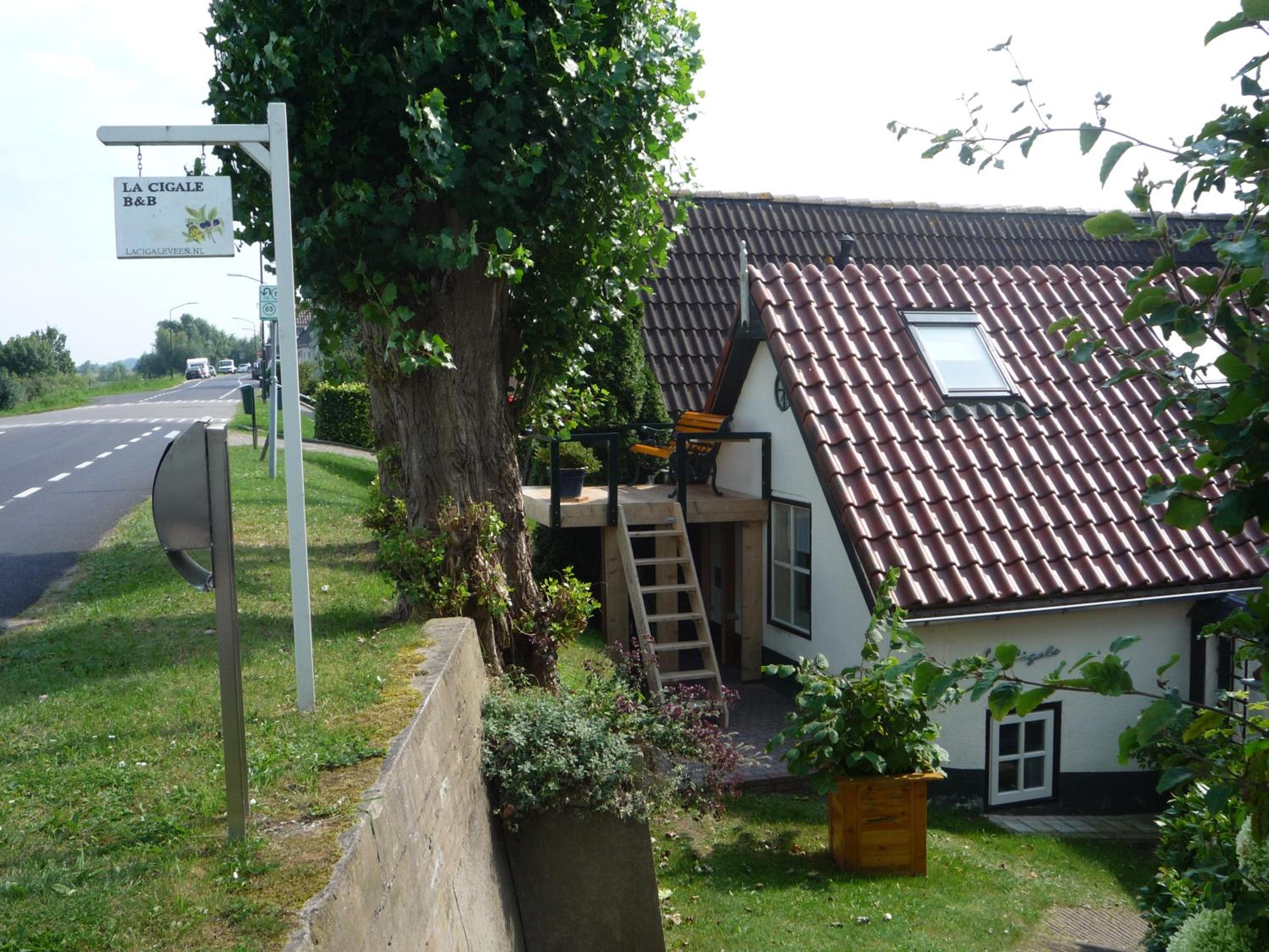 B&B La Cigale view 2