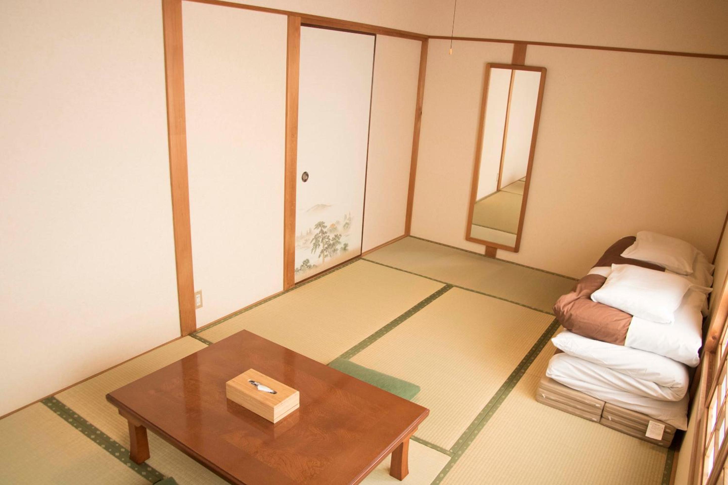 J-Hoppers Kumano Yunomine Guesthouse
